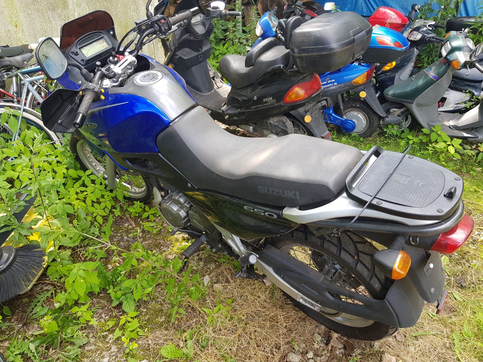 Warum-eine-fachgerechte-Motorradverschrottung-in-Moers-wichtig-ist