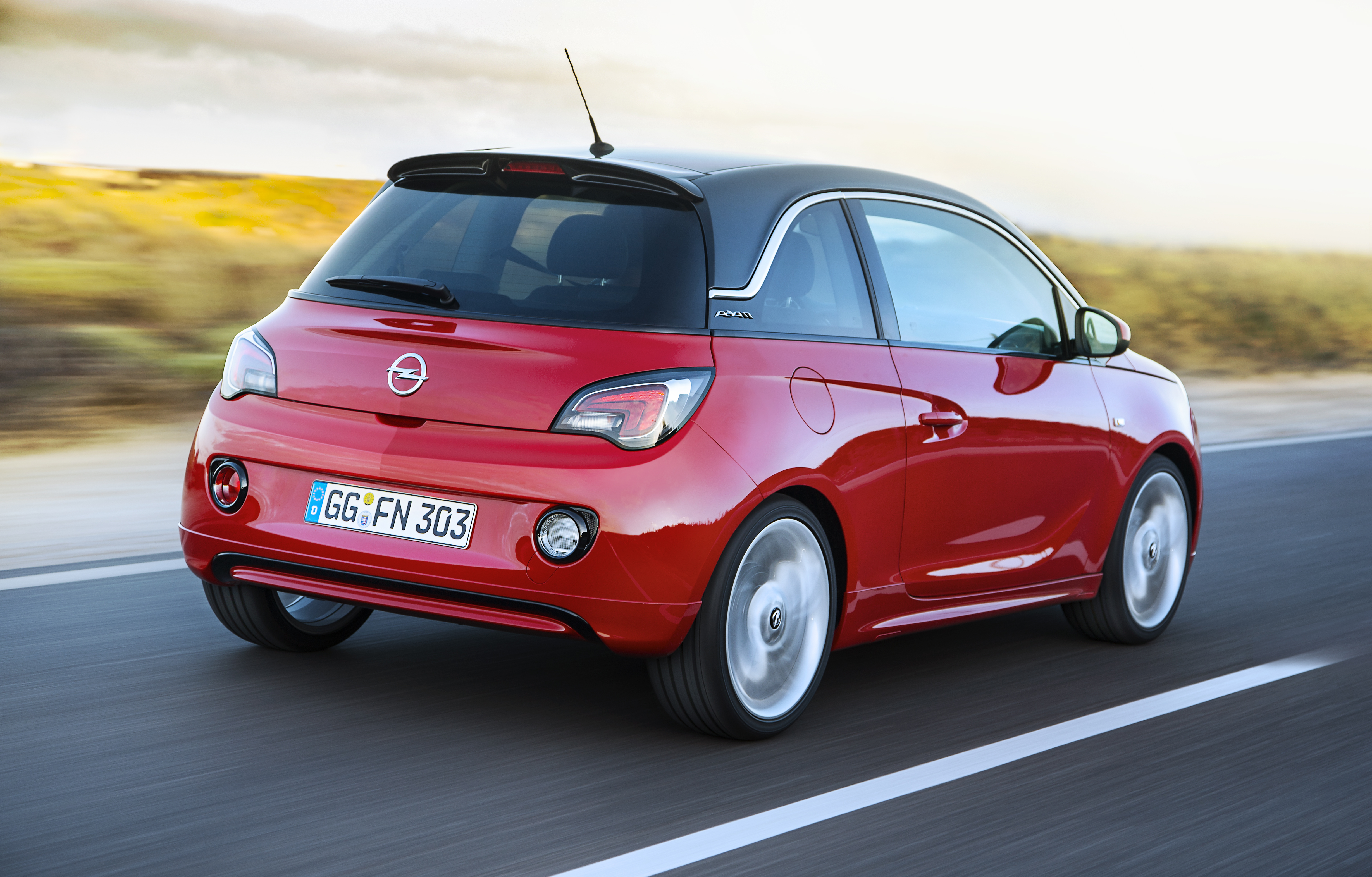 Opel Adam Maximale Fahrleistungen Bei Minimalem Verbrauch Opel Automobile Gmbh Pressemitteilung Lifepr