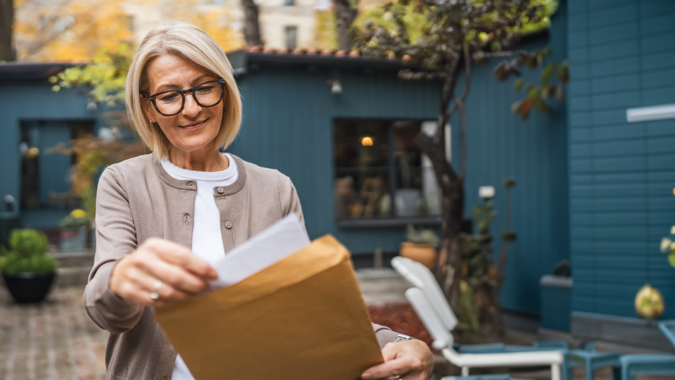 Mit-handgeschriebenen-Worten-N-he-schenken