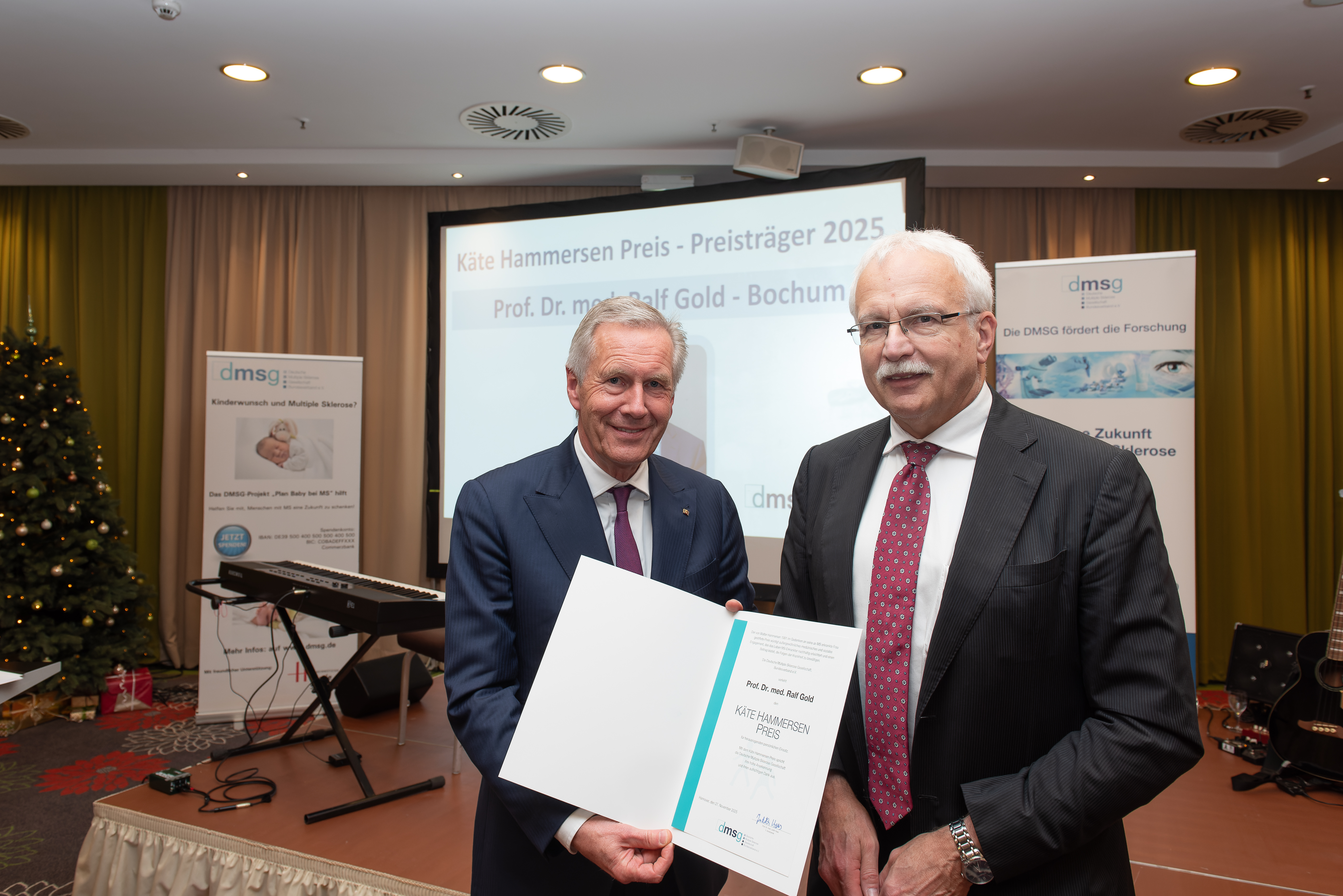 DMSG-w-rdigt-langj-hriges-au-erordentliches-Engagement-Auszeichnung-f-r-Universit-ts-Professor-Dr-med-Ralf-Gold