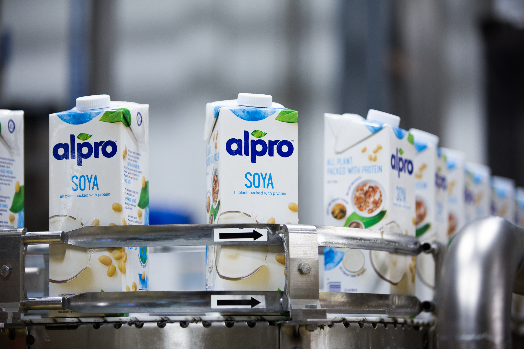 Seit 40 Jahren ist Alpro die pflanzliche Kraft der Ernährungsrevolution ...