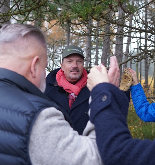 Ob-Hardy-Kr-ger-jr-hier-in-Cuxhaven-schon-heimlich-f-r-den-australischen-Dschungel-trainiert-hat-