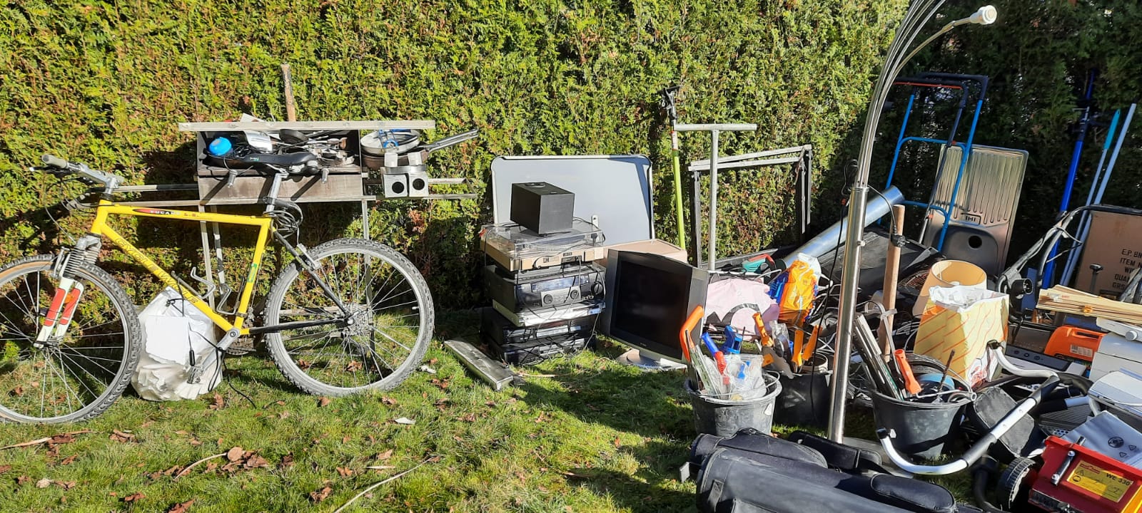 Schrottabholung-D-sseldorf-Kostenlose-Abholung-von-Altmetall-Elektroschrott