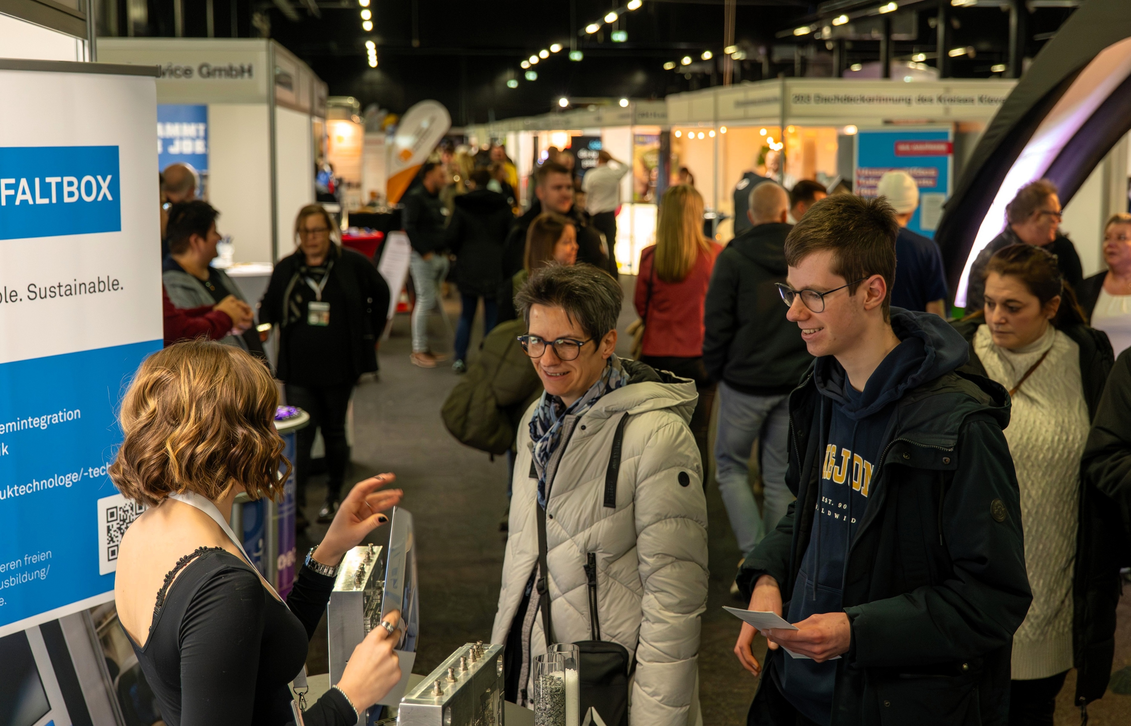 Karrierechance-Niederrhein-2026-Wo-die-Zukunft-beginnt