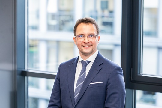 DEVK gründet Hauptabteilung für Vertriebssysteme, DEVK Versicherungen ...