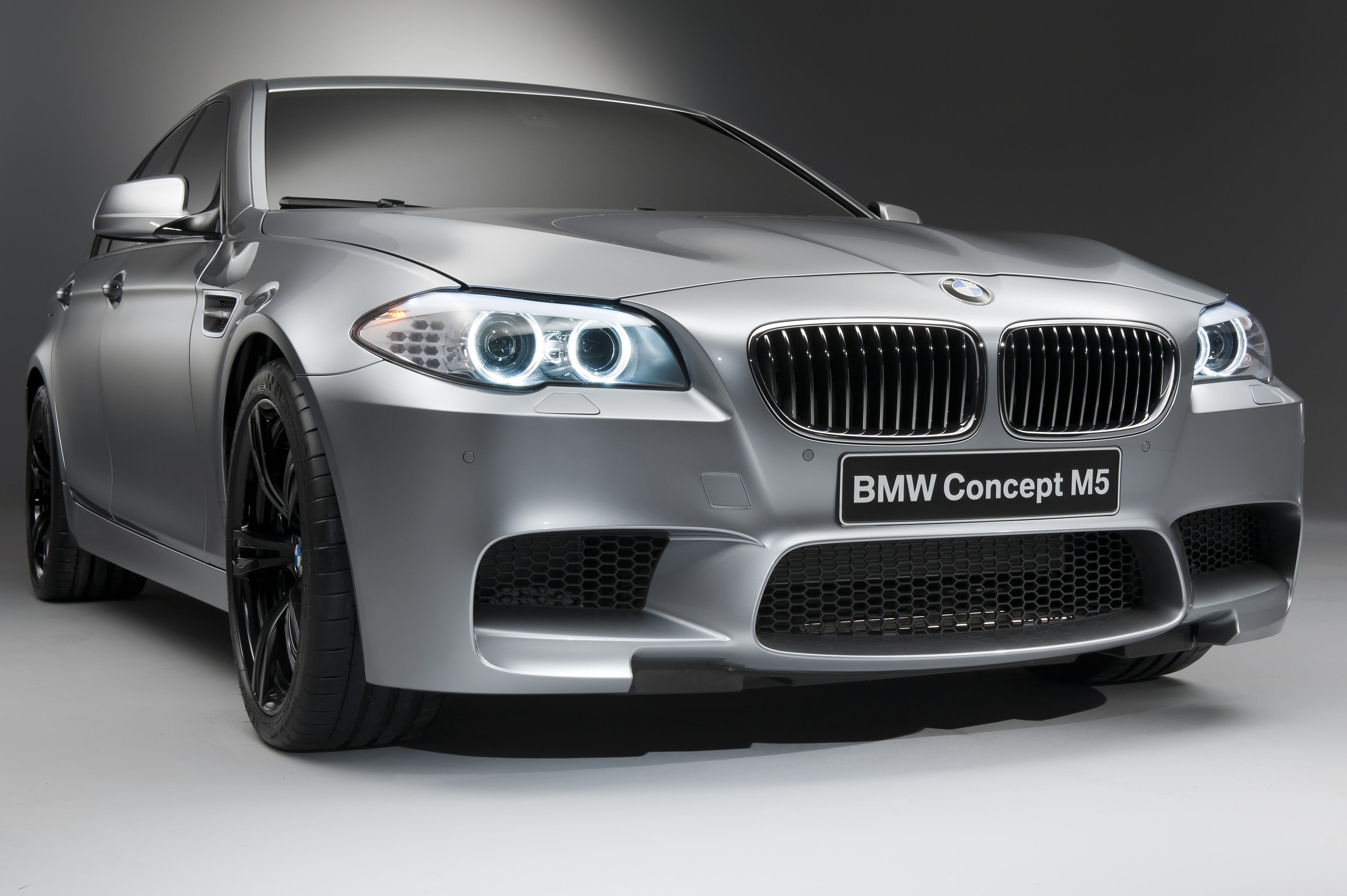 М5 ру. BMW m5. Машина BMW m5. BMW m5 Concept. BMW m5 2012.