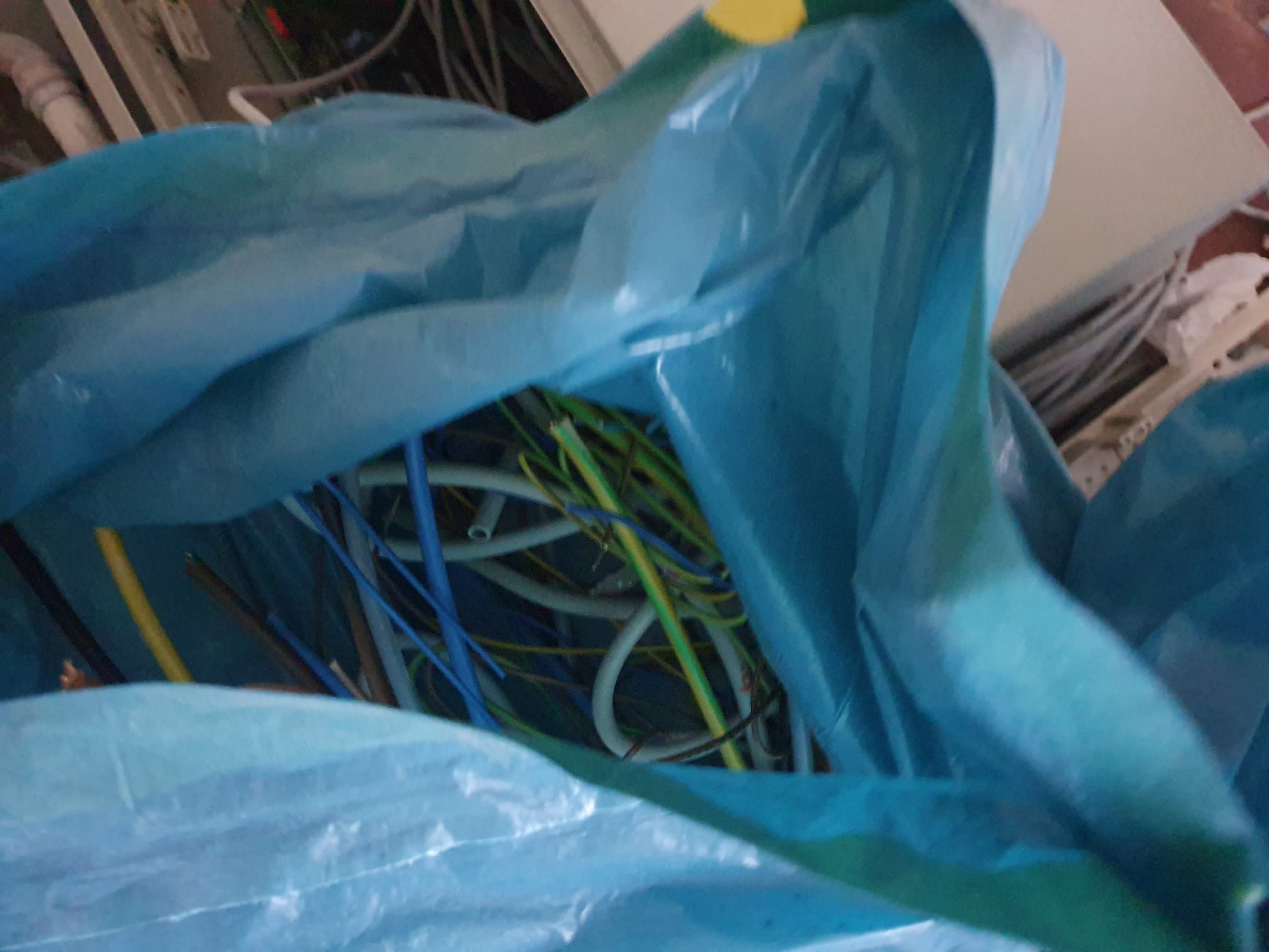 Kostenlose-Schrottabholung-Herford-Ihr-zuverl-ssiger-Kl-ngelskerl-f-r-Altmetall-Recycling