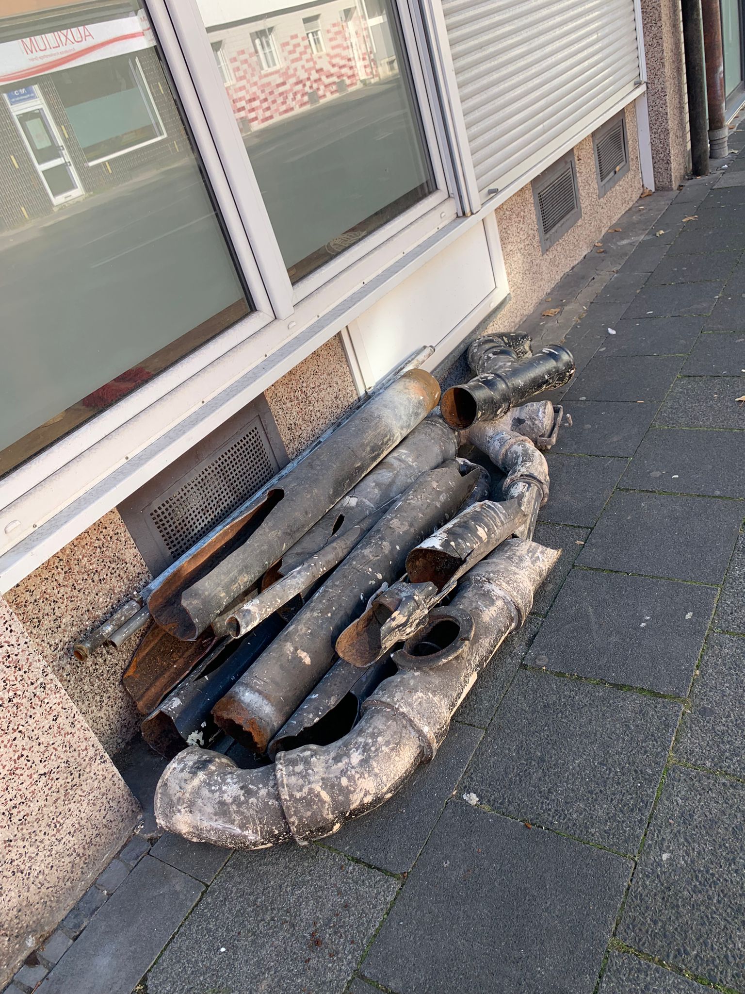 Schrottabholung bei Kleinbetrieben und Privathaushalten, Schrotthandel