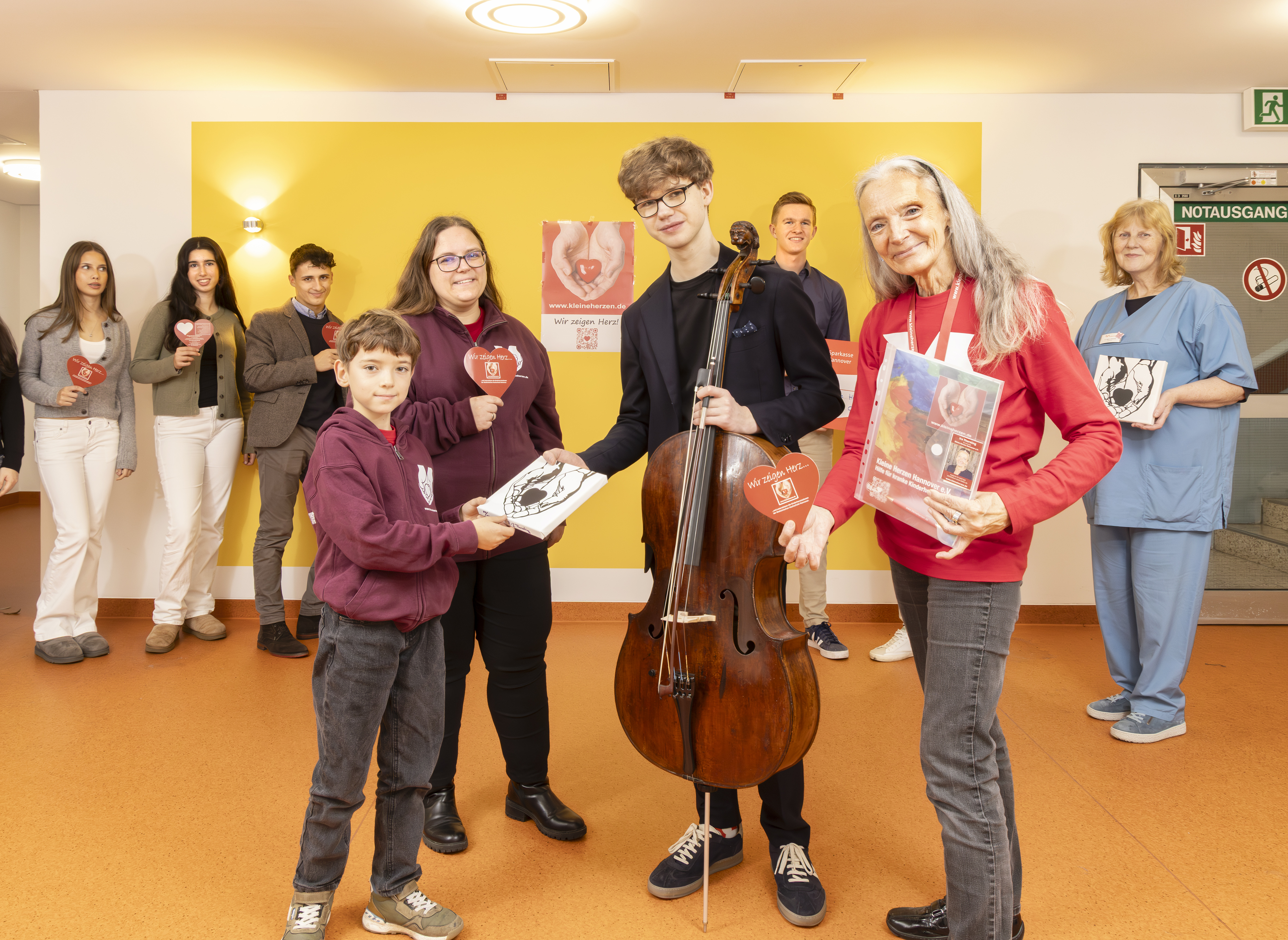 2-000-Euro-f-r-Vereinsprojekte-von-Kleine-Herzen-Hannover-