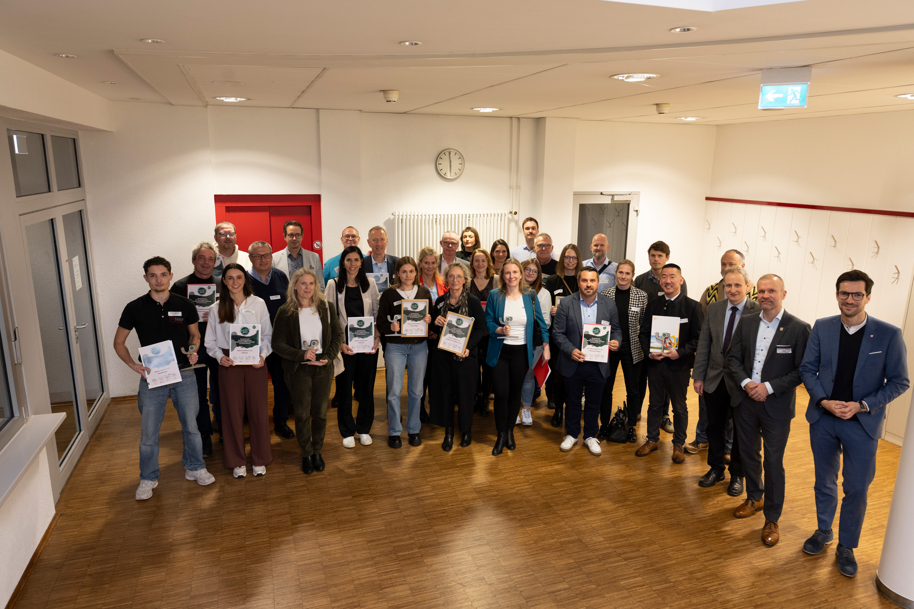 Auszeichnung-f-r-nachhaltige-betriebliche-Mobilit-t-an-22-Unternehmen-vergeben