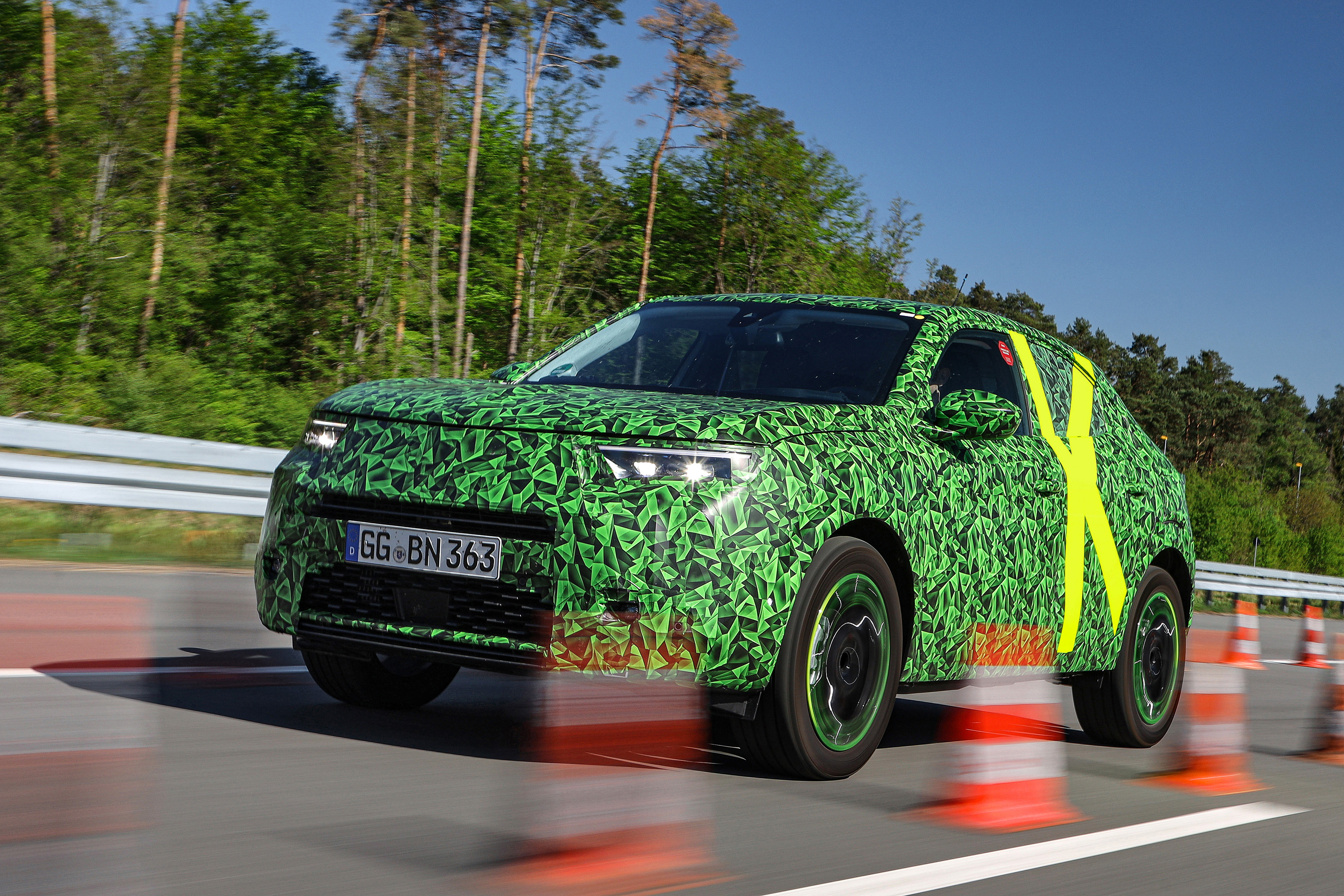 Testing New Opel Mokka On The Road To Production Readiness Opel Automobile Gmbh Pressemitteilung Lifepr