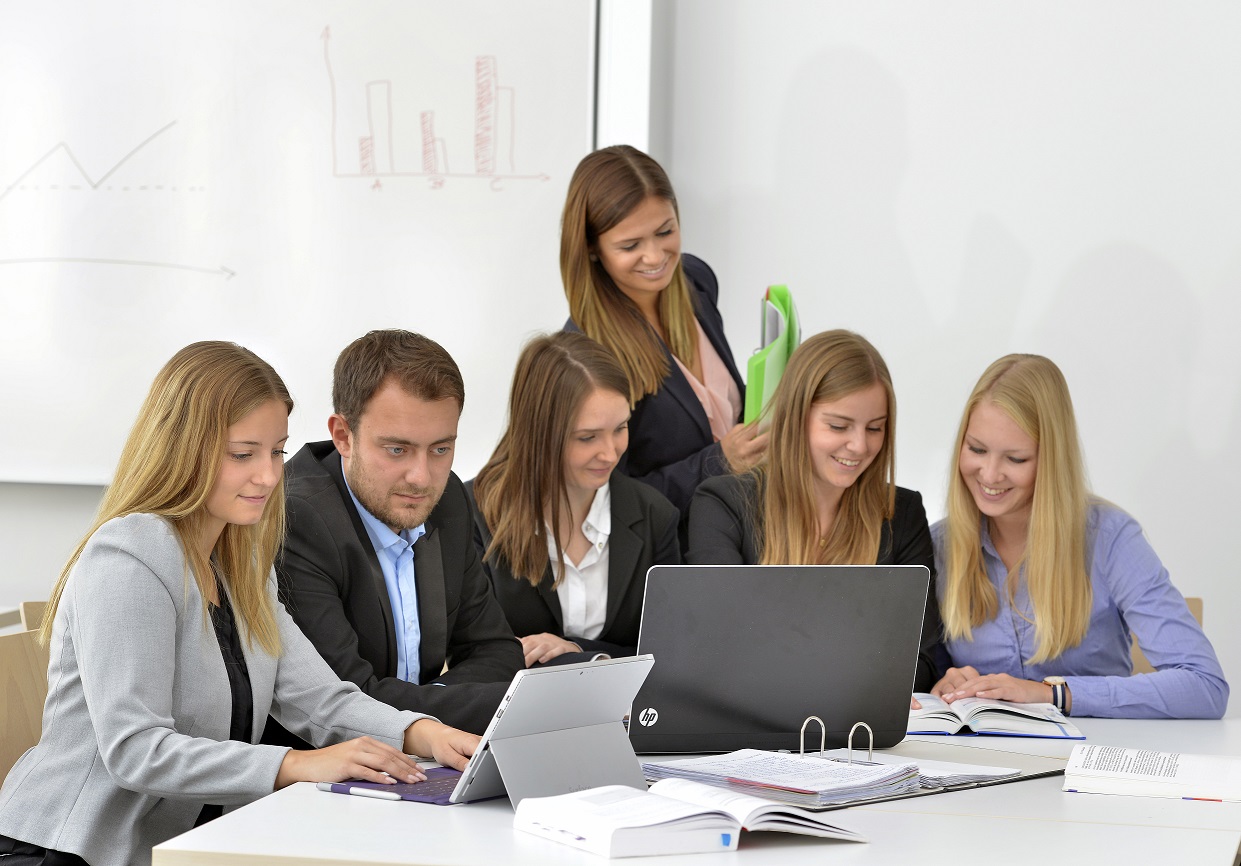 Neue Weiterbildungsangebote Für Berufstätige An Der Hochschule Worms ...