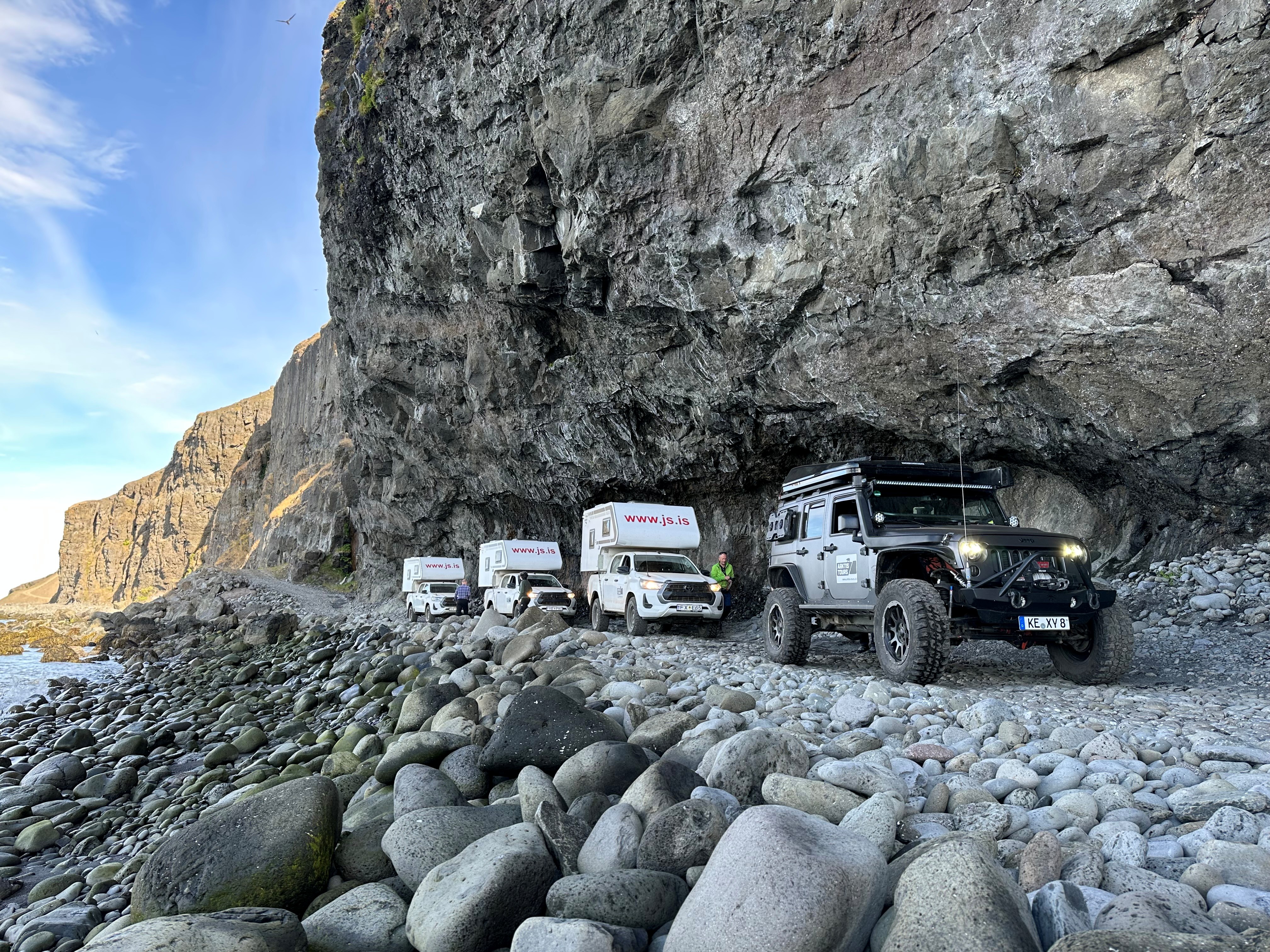 Wenn-die-Sonne-ber-Island-verschwindet