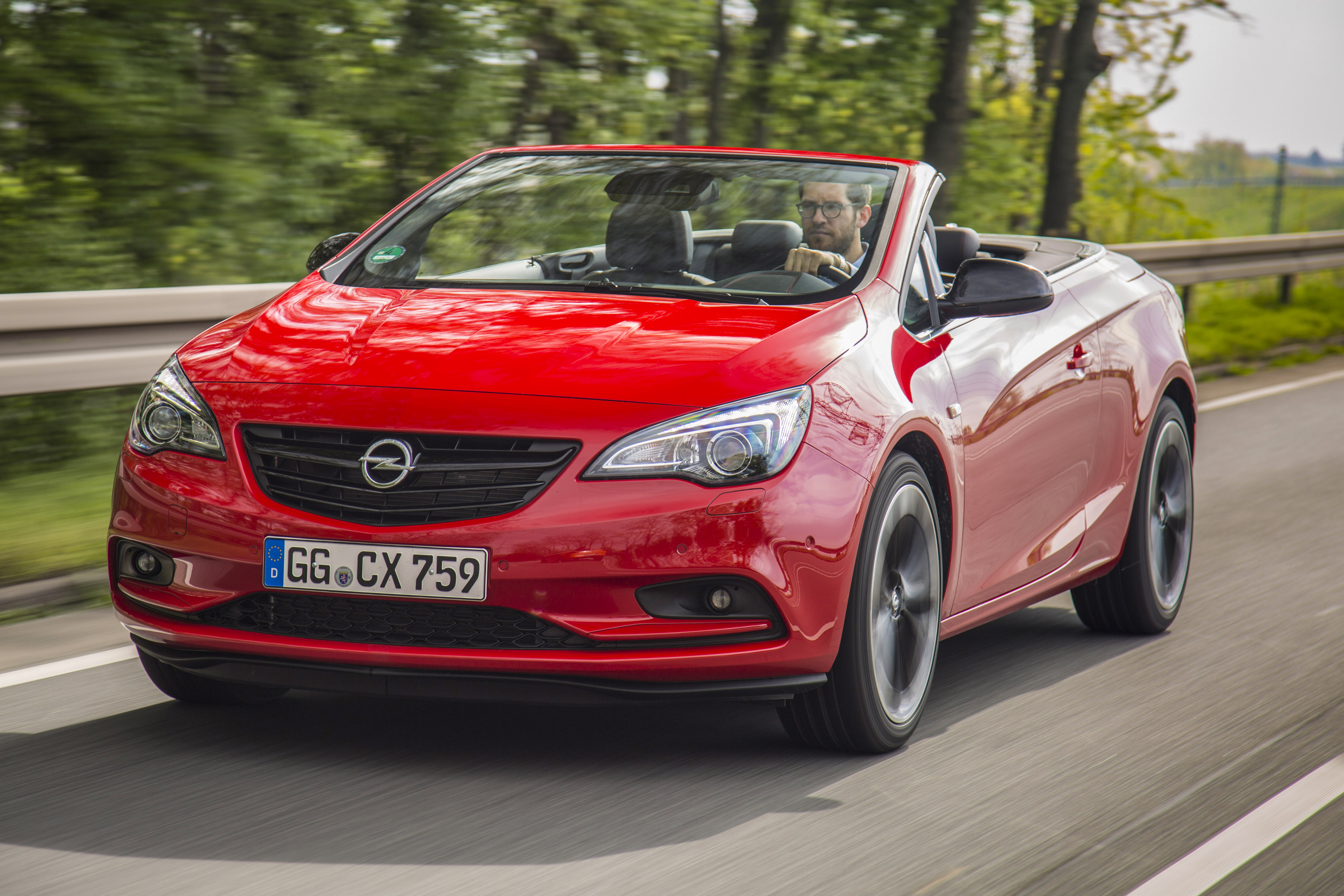 Шины opel cascada. Opel Astra j кабриолет. Опель каскада кабриолет. Опель кабриолет 2016.