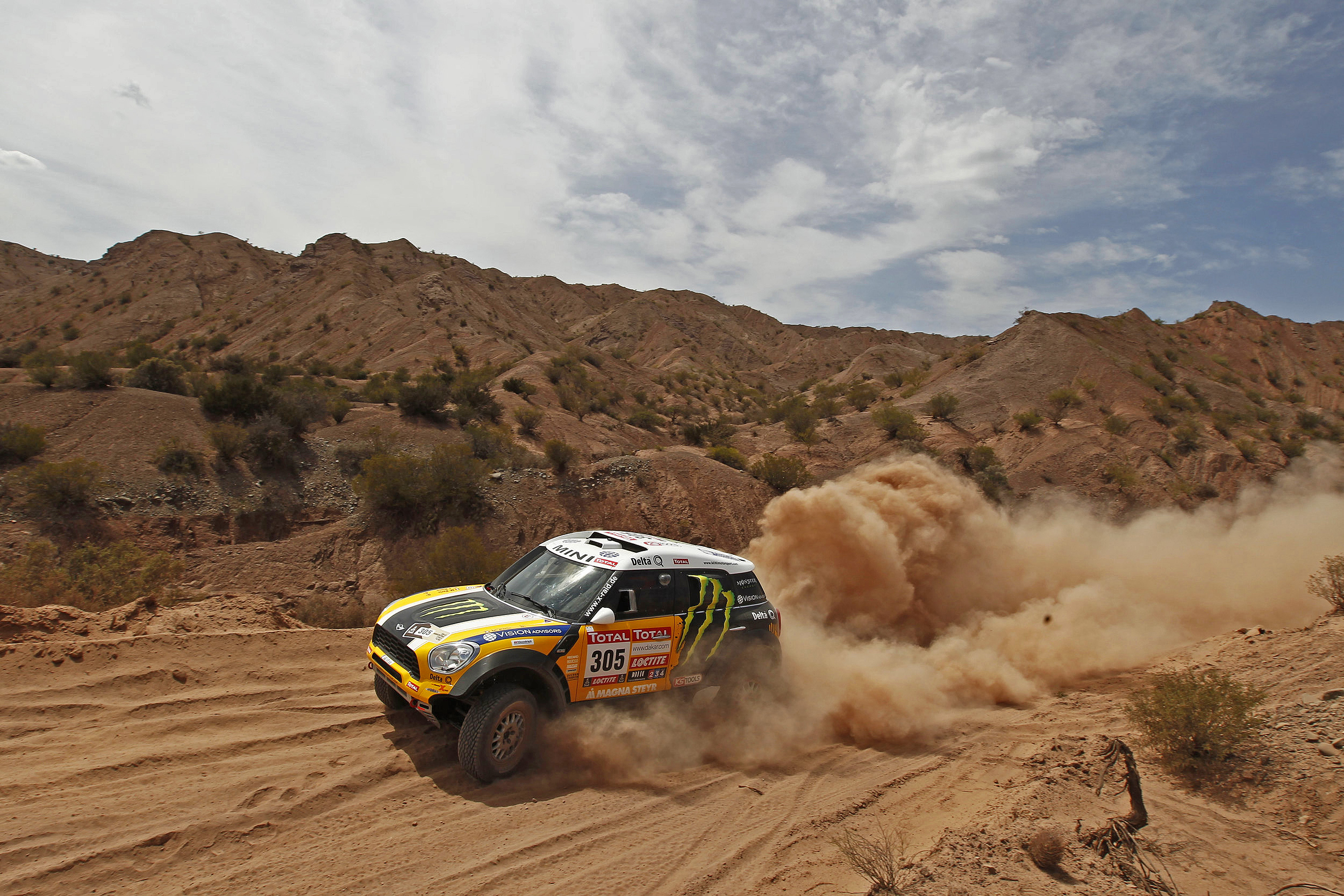 Dakar rally. Ралли Дакар. Париж Дакар. Вольво ралли Дакар. Дакар горы.