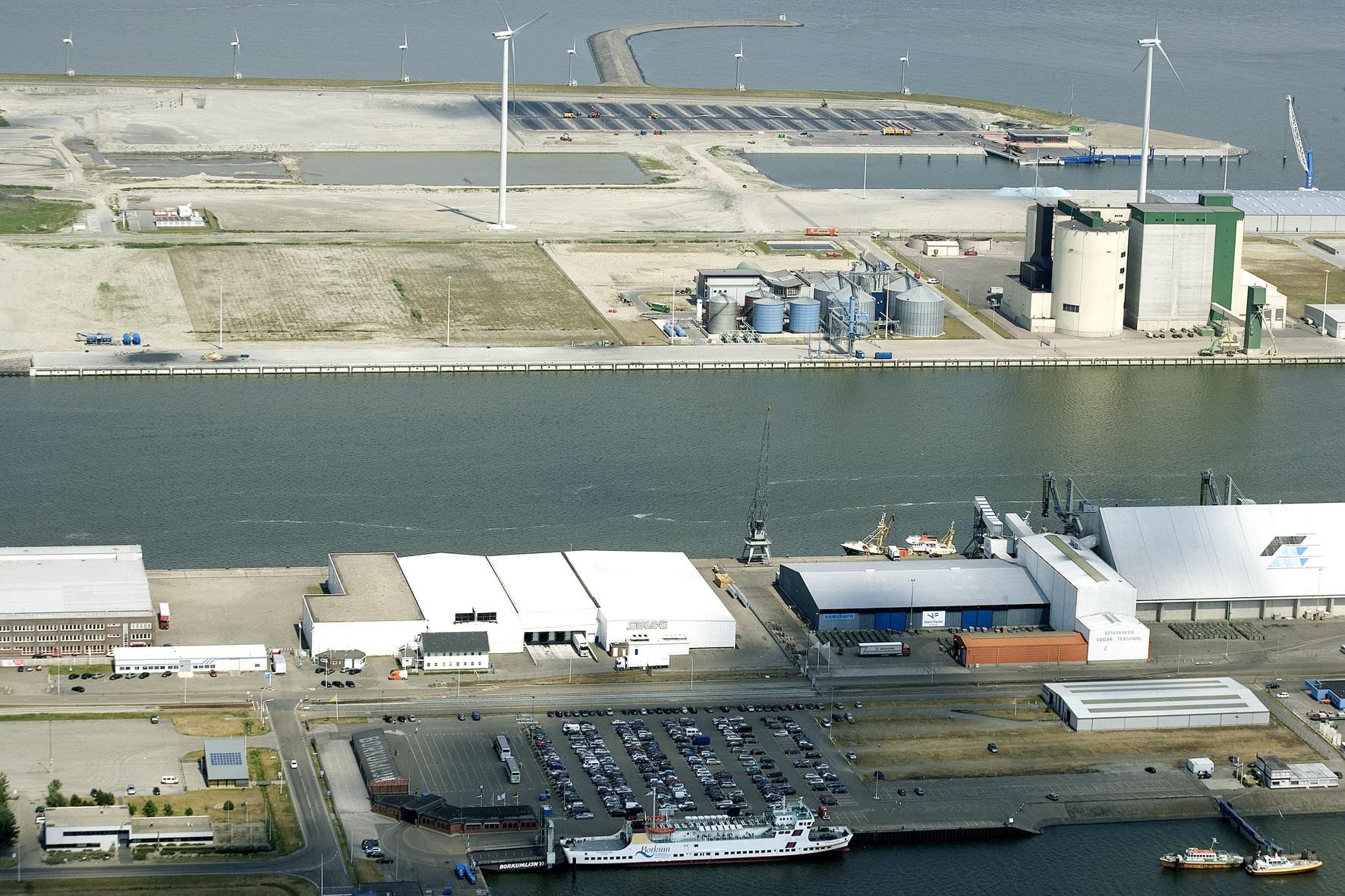 Neuer AG EmsTerminal geht in Betrieb, AktienGesellschaft