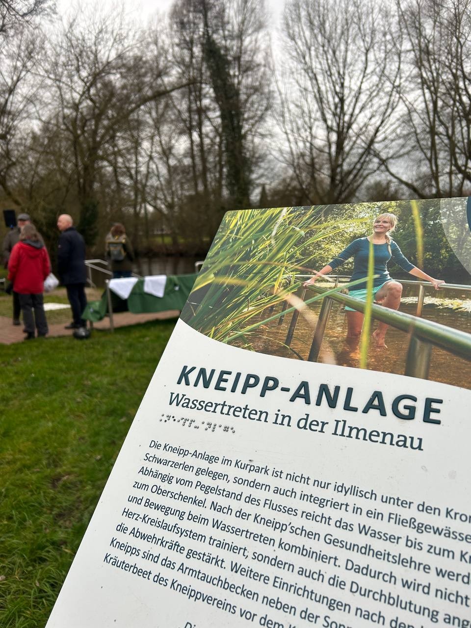 Neujahrskneippen-2026-im-Kurpark-Bad-Bevensen-erfrischend-gesund-und-gemeinschaftlich-ins-neue-Jahr