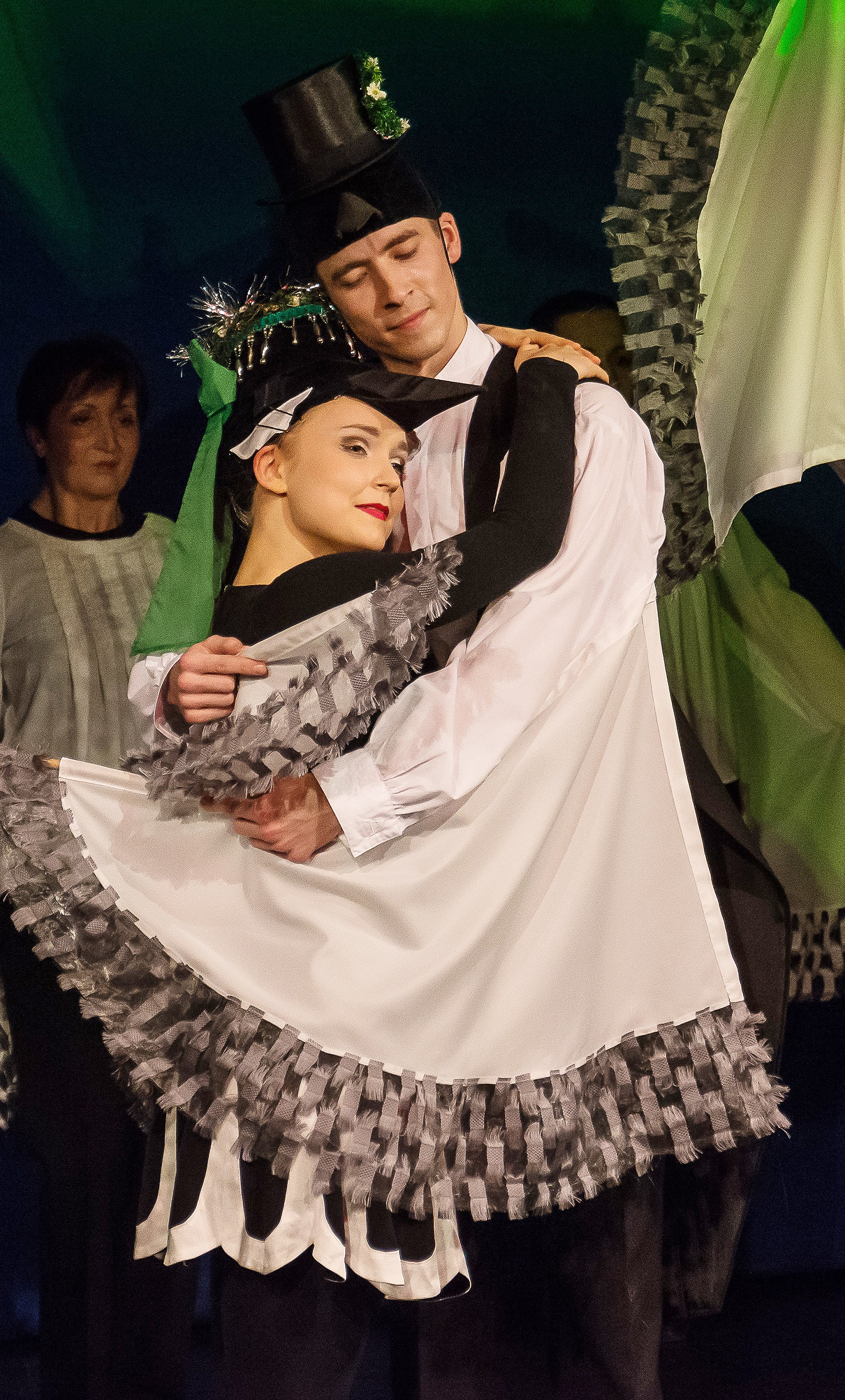 Wenn-die-V-gel-Hochzeit-feiern-Warum-die-Vogelhochzeit-bis-heute-fasziniert