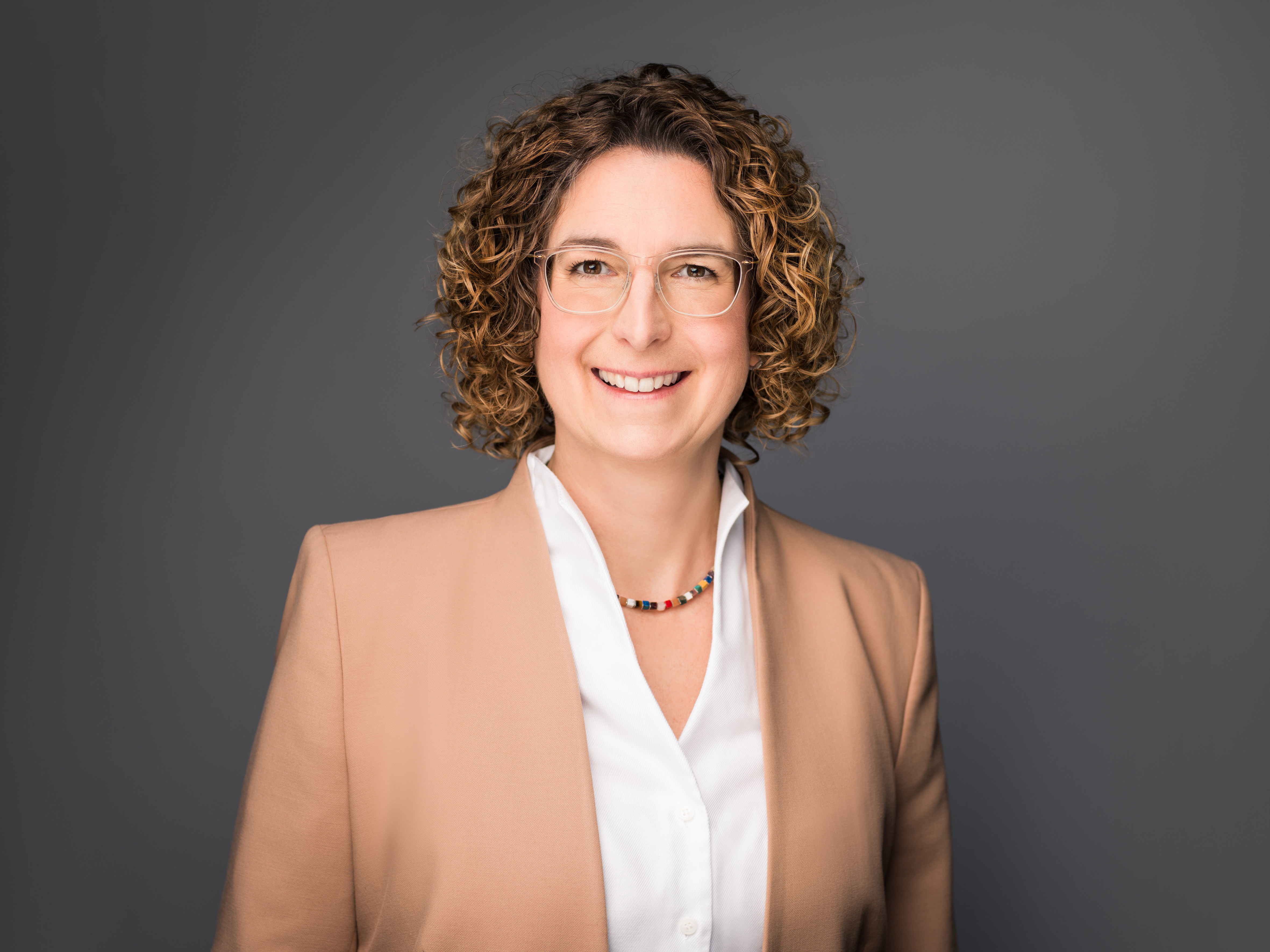 Zukunft-im-Blick-Ab-2027-bernimmt-Sabine-K-nig-den-Vorstandsvorsitz-und-Patric-Karwatzki-wird-Vorstandsmitglied-der-LBS-NordOst