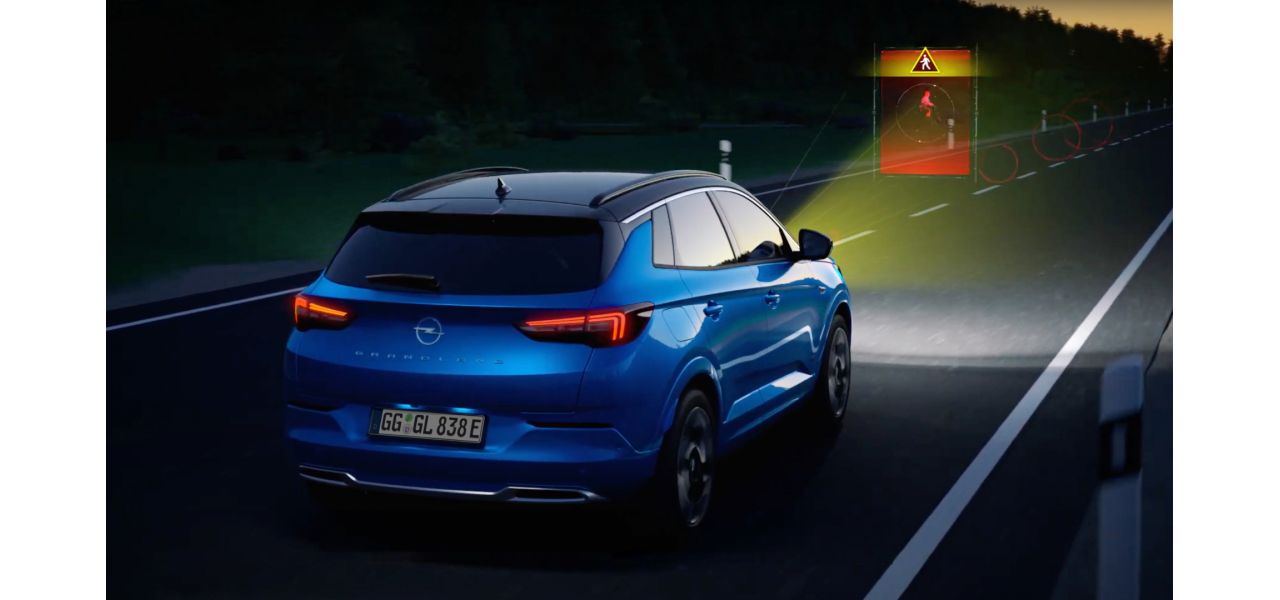 Vorausschauend: Das Night Vision-System im neuen Opel Grandland, Opel ...
