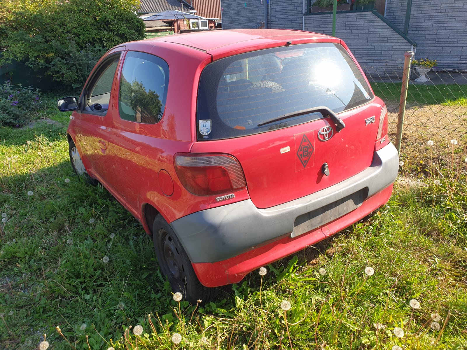 Altauto-Verschrotten-in-Oberhausen-mit-Abholung-und-Verschrottungsnachweis