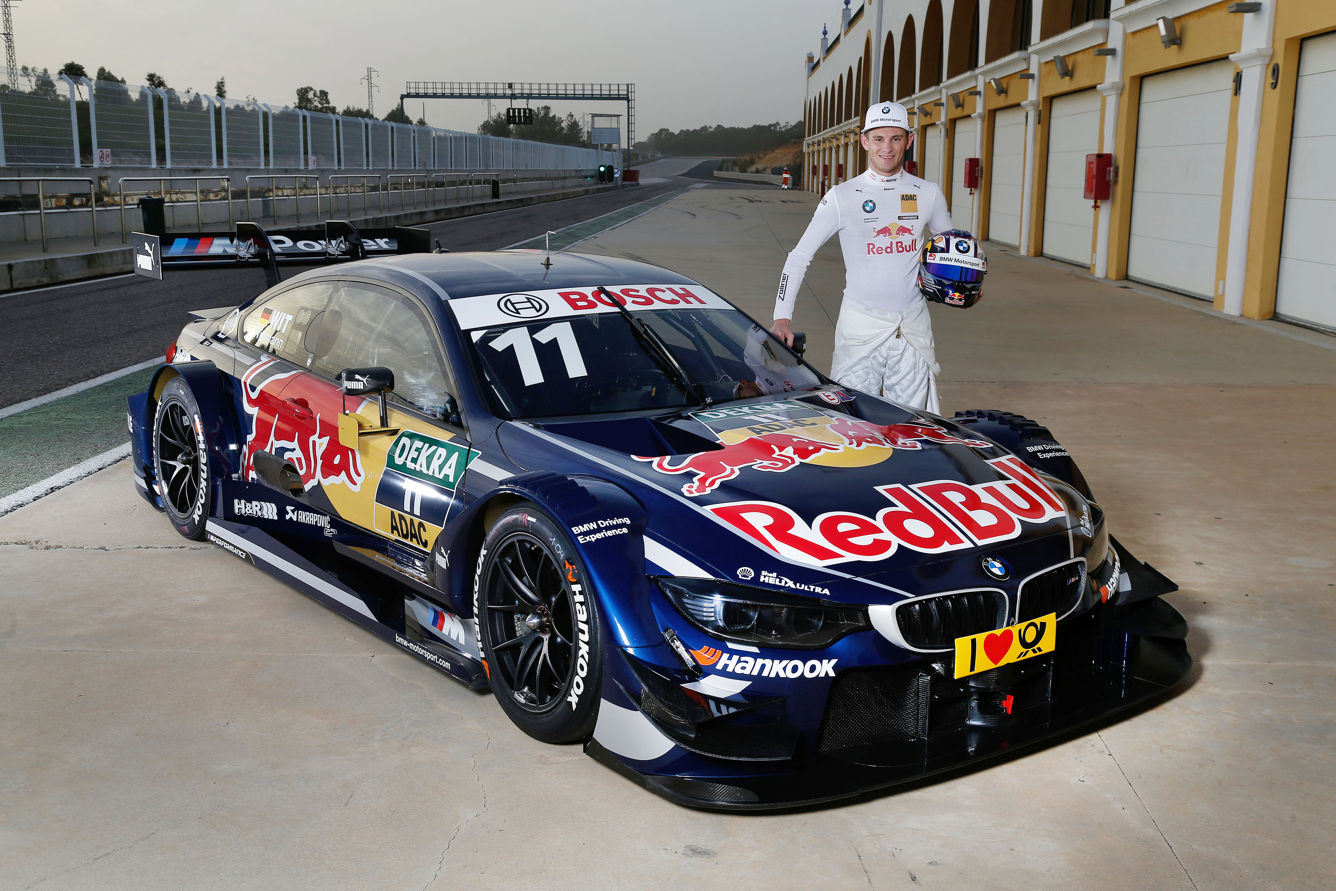 BMW m4 Red bull Drift