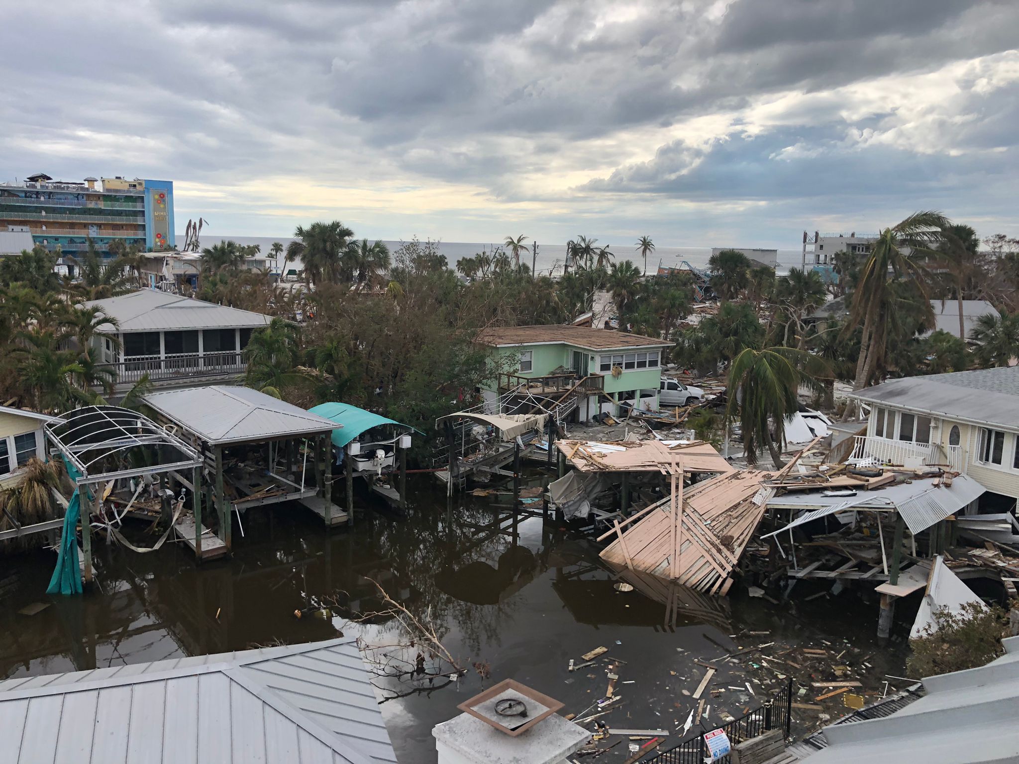 Nach Verwüstungen Durch Hurrikan Ian In Südwestflorida, Wischis Florida ...