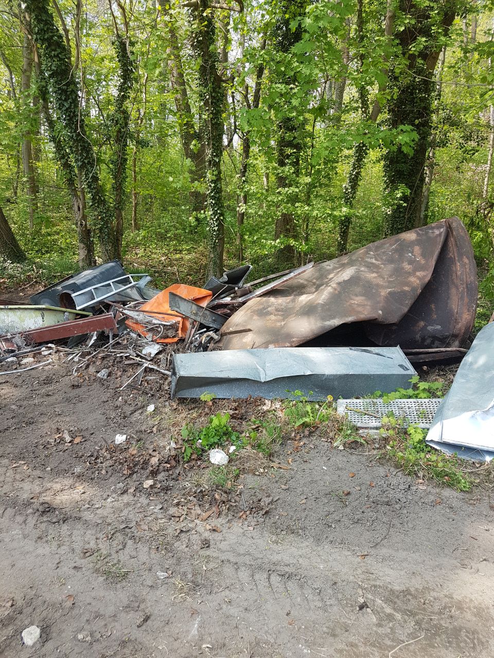 Ihre-professionelle-Autoverschrottung-in-Wiehl-Zuverl-ssig-Transparent-und-Umweltbewusst