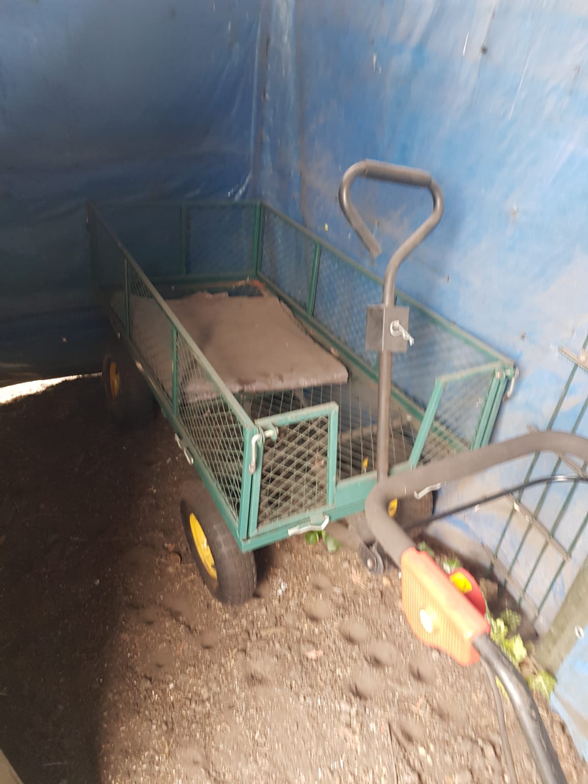 Kostenlose-Schrottabholung-Remscheid-Professionelle-Autoverschrottung-in-Remscheid