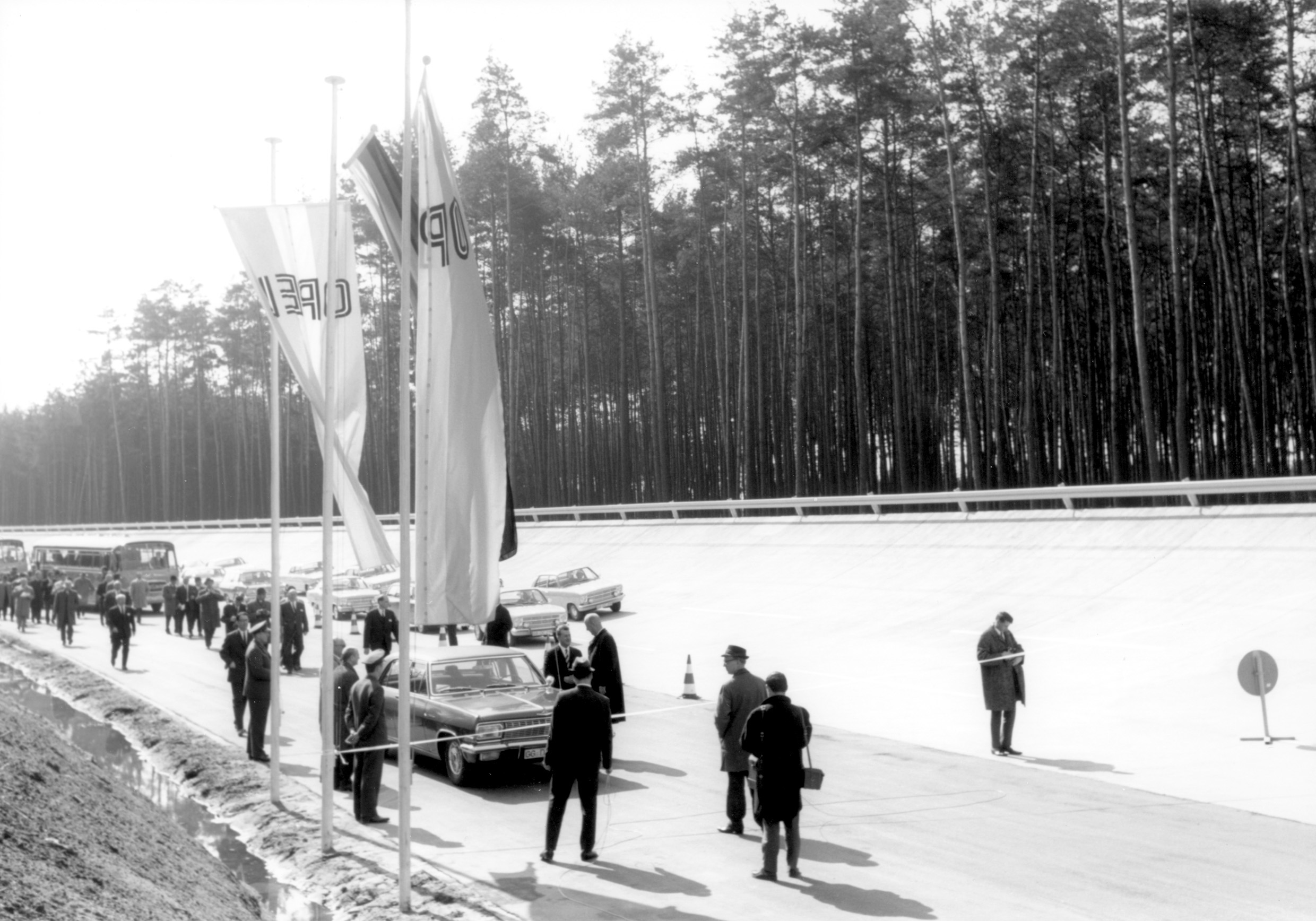 50 Jahre Dudenhofen Vom Pruffeld Zum Opel Test Center Opel Automobile Gmbh Pressemitteilung Lifepr