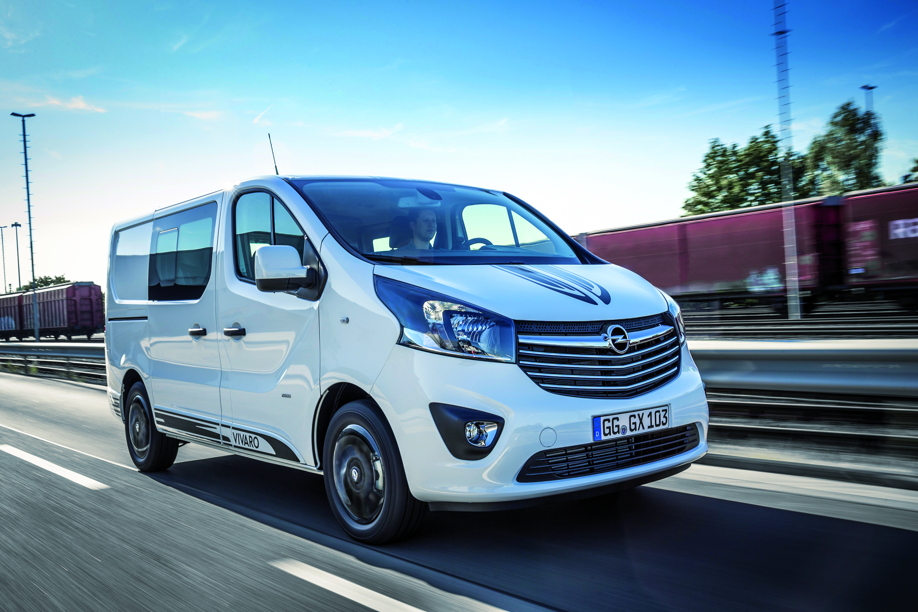 Opel vivaro. Opel Vivaro фургон. Опель микроавтобус Виваро. Новый Опель Виваро.