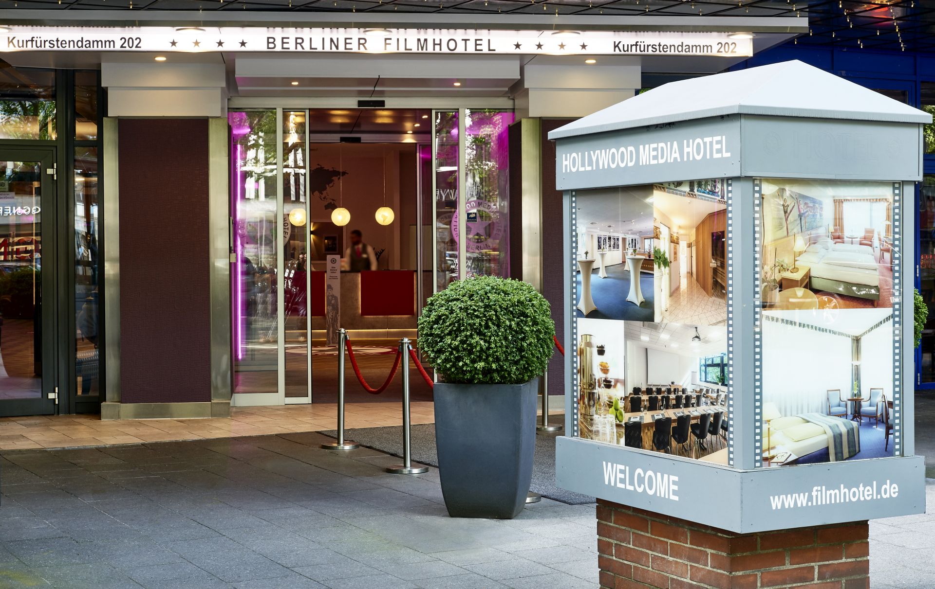 Hollywood Media Hotel am Kurfürstendamm wird 20 Jahre alt, Hollywood