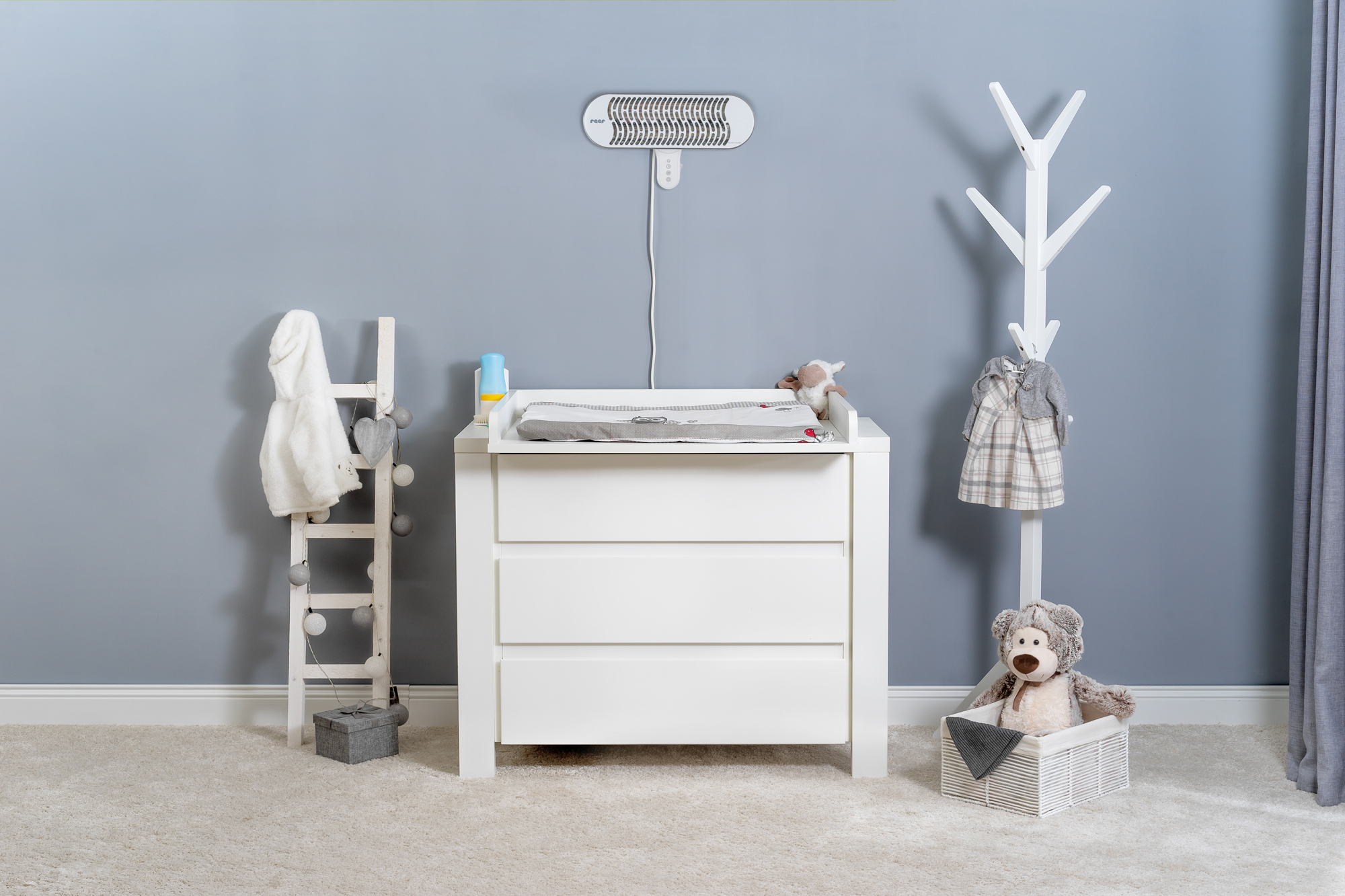 HeatCare Flex – 2in1 Wickeltisch-Wärmestrahler für Wand & Stand | GmbH