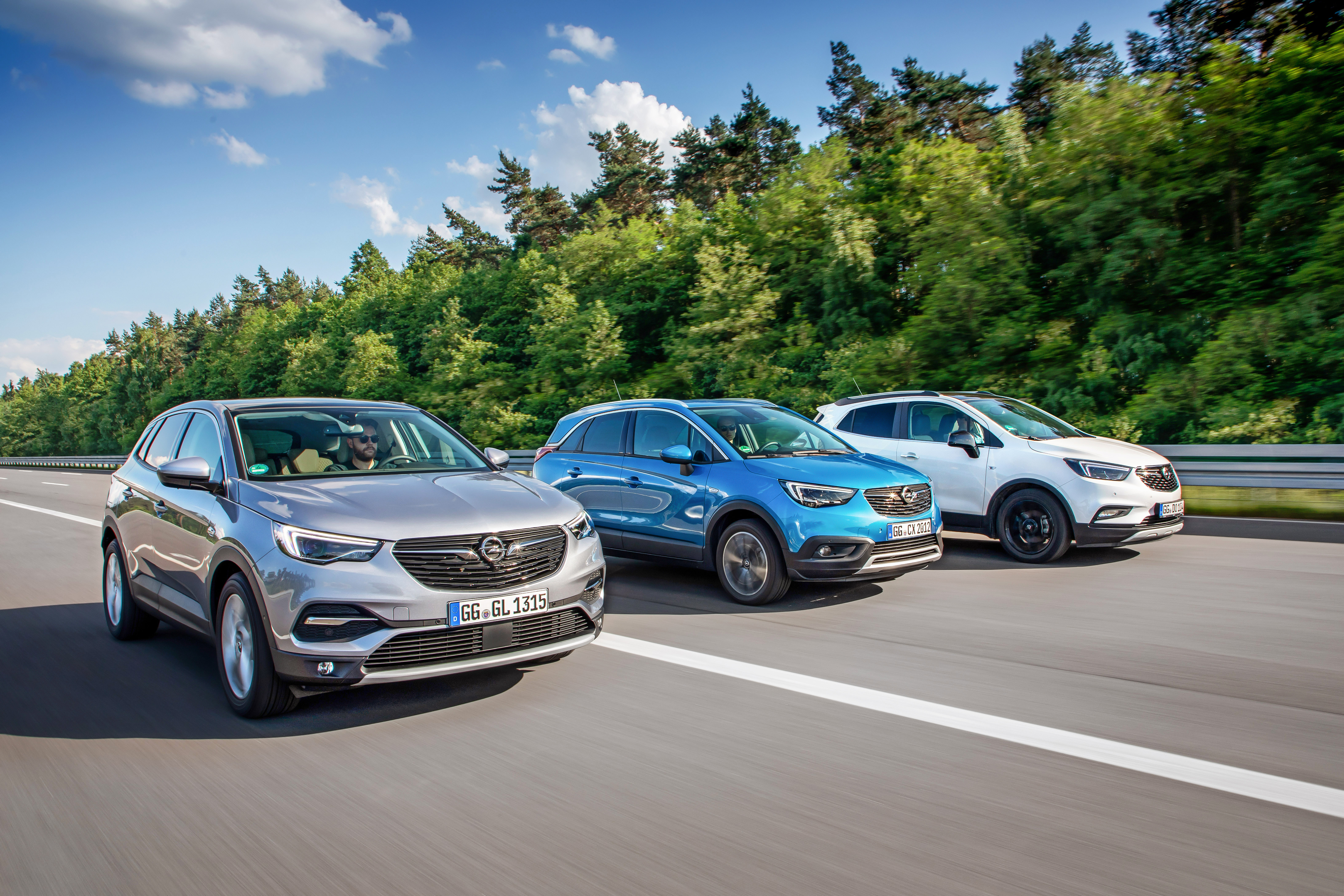 Opel россия. Opel линейка моделей 2020. Опель Мокка и Кроссленд. Opel Модельный ряд.