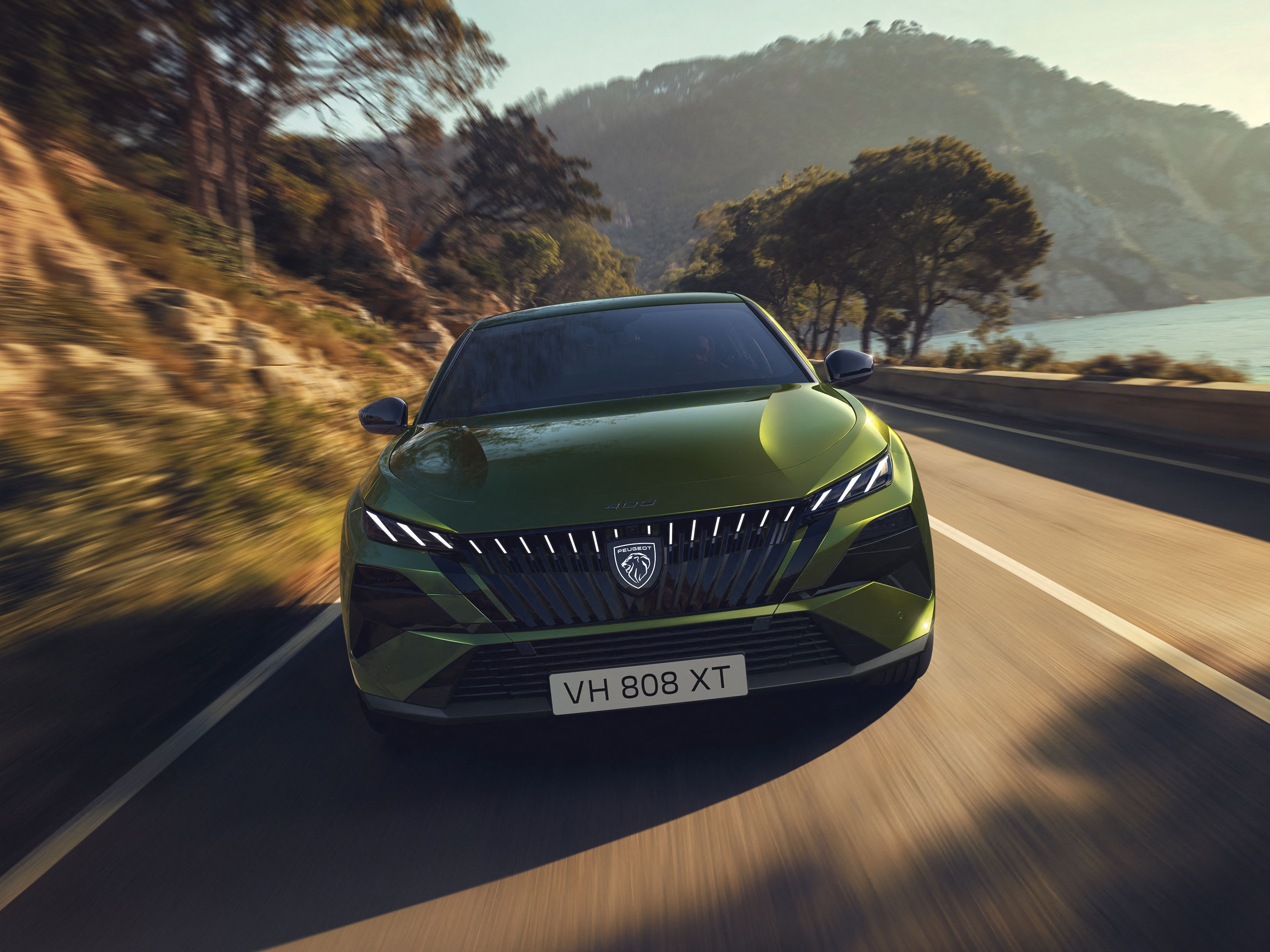 Der-neue-PEUGEOT-408-Fastback-mit-Wow-Effekt