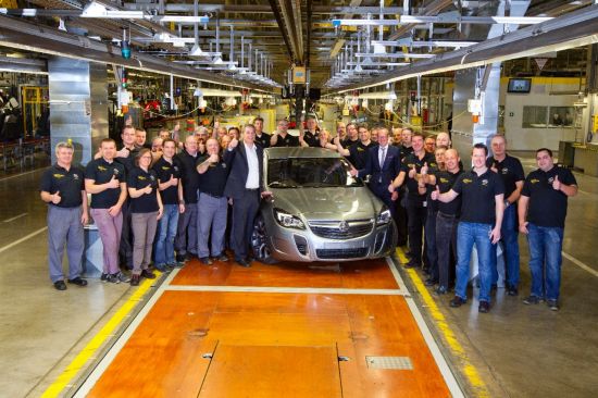 Premiere im OpelWerk Rüsselsheim Erster Insignia für Holden, Opel