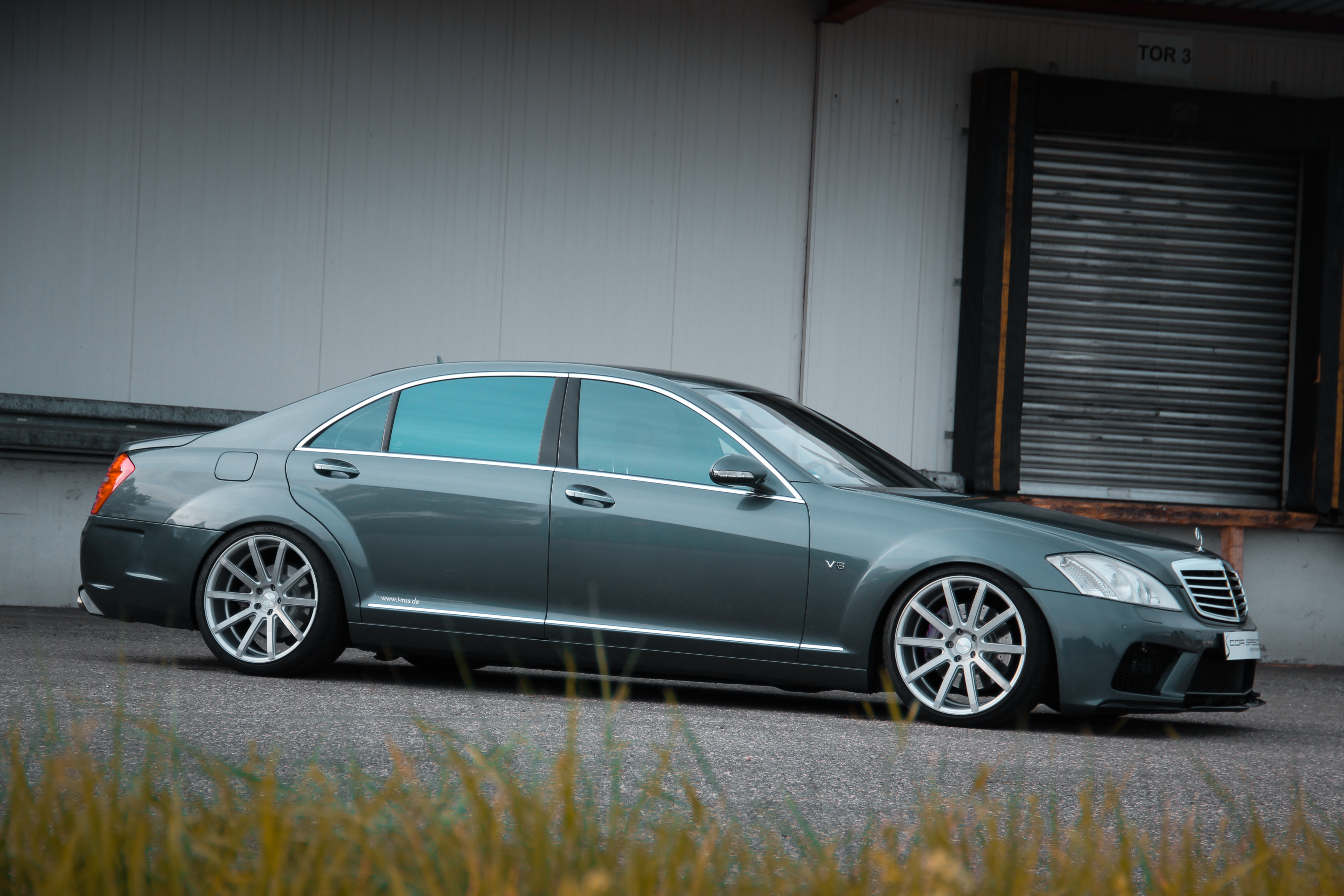 Mercedes s class w221. 
