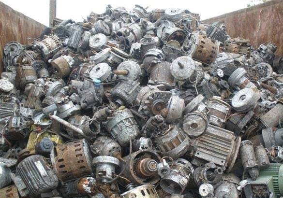 Was Bekommt Man Für 1 Tonne Mischschrott Befreien Sie sich vom Elektroschrott und Mischschrott, Schrott-Ankauf