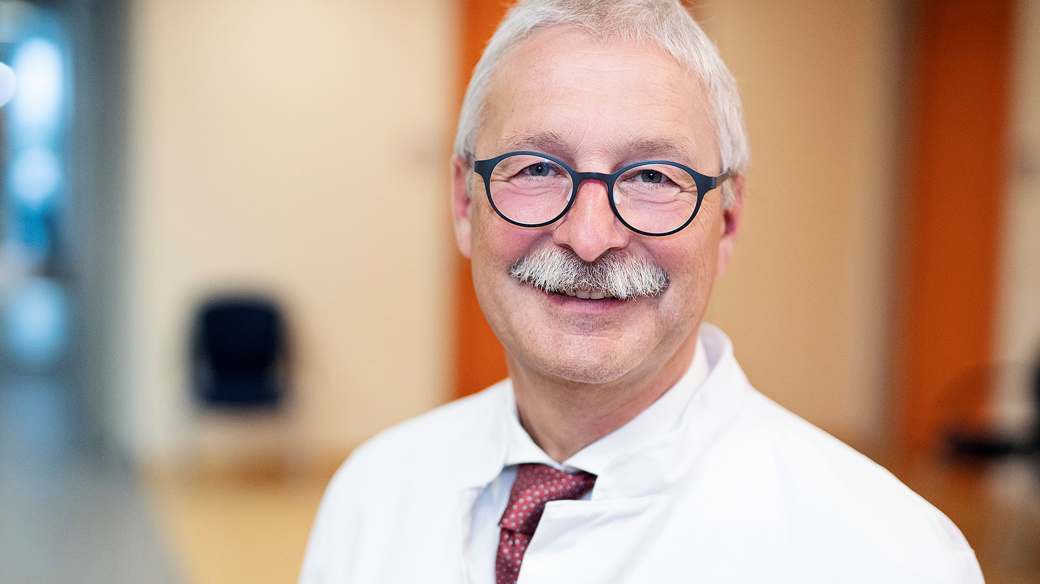 Onkologisches Zentrum am Klinikum Bielefeld erhält erneut Bestnoten von