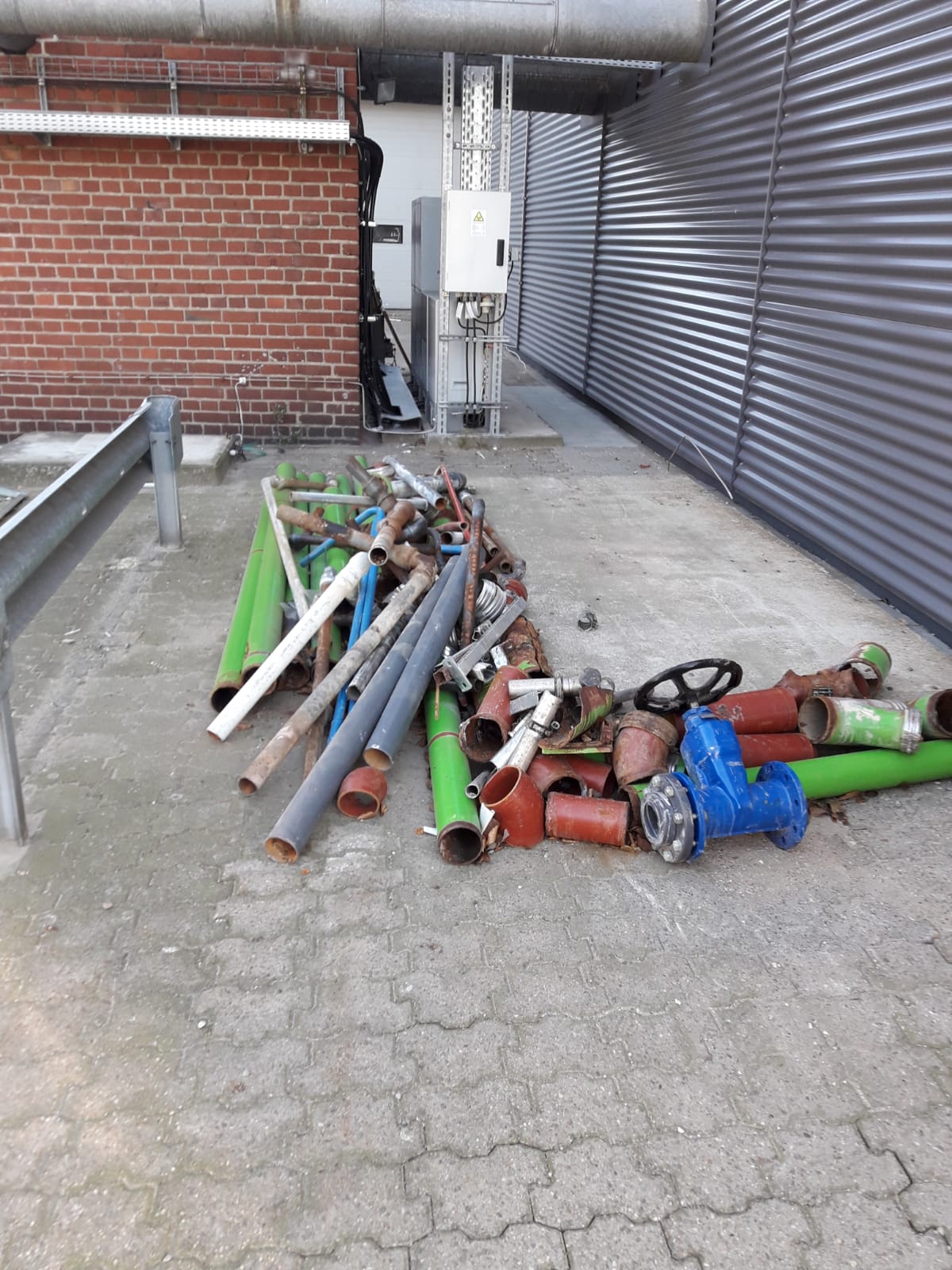 Schrotthandel Bäcker & Söhne Salzgitter Gbr Rezensionen Altmetallsammler freuen sich über jeden Schrott in Geldern