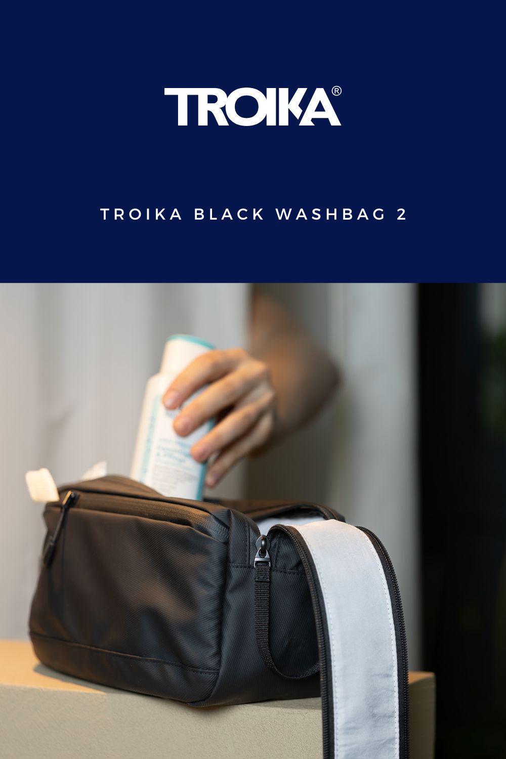 Kulturbeutel-TROIKA-BLACK-WASHBAG-2-Update-an-der-Kulturtaschen-Front