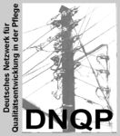Logo der Firma Deutsches Netzwerk für Qualitätsentwicklung in der Pflege (DNQP) an der Hochschule Osnabrück