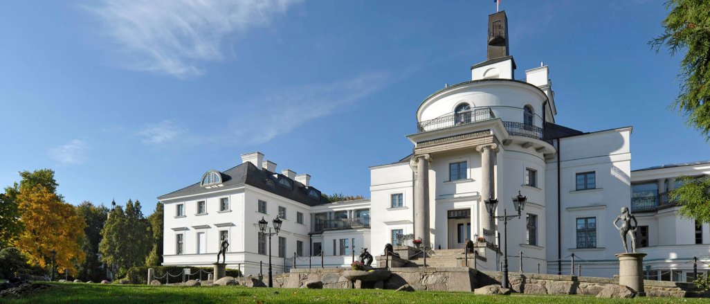 Titelbild der Firma Hotel Mecklenburg Vorpommern GmbH (Hotel MV GmbH) SCHLOSSHOTEL BURG SCHLITZ