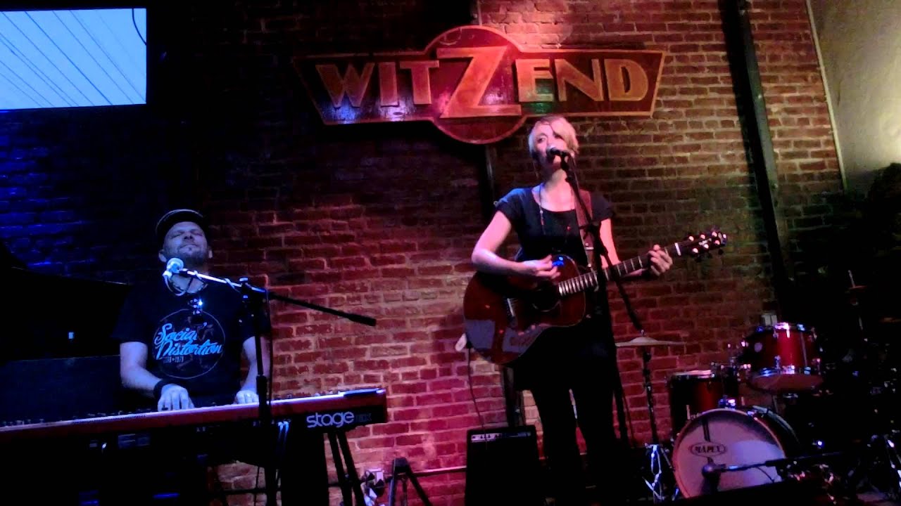 JOHNA - "Sometimes" - live in LOS ANGELES @ Witzend (USA 29/08/2012)