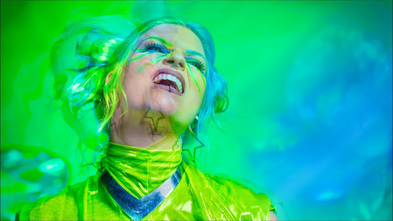 LET IT ALL OUT - SERAINA TELLI (official video clip)