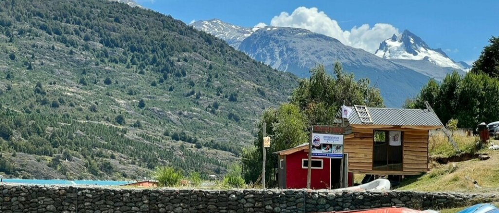 Titelbild der Firma avenTOURa GmbH