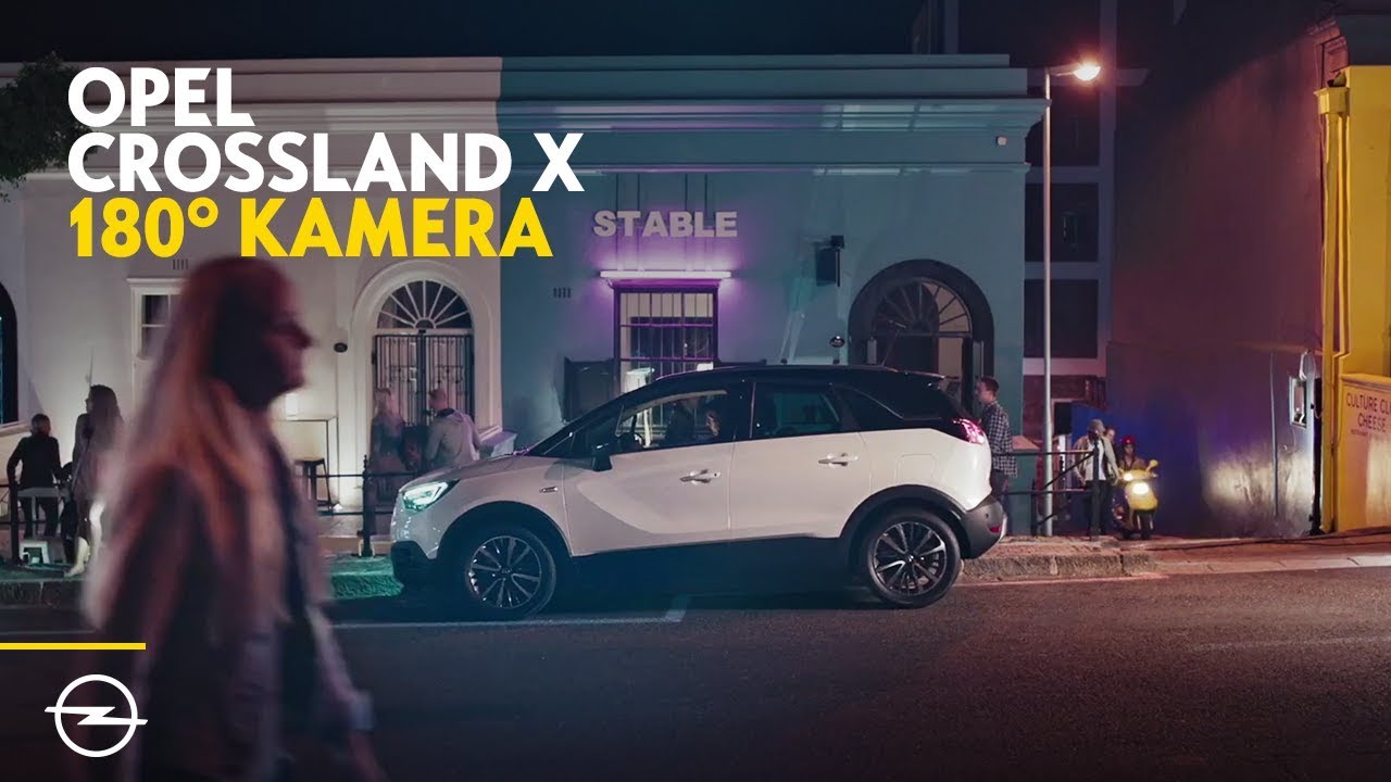 Wenn Handtaschen küssen können und Männer Yoga machen: „It’s a good life“ – mit dem neuen Opel Crossland X