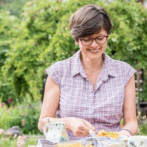 Isabella M. Obrist, Expertin für traditionelle chinesische Medizin