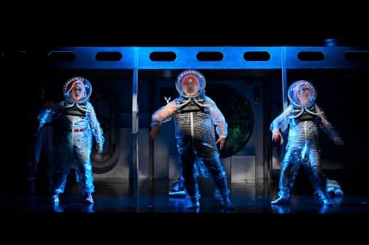 05_Stadttheater Bremerhaven-20.000 MEILEN UNTER DEM MEER-Foto Manja Herrmann.jpg