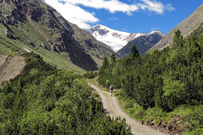 Kupferstraße_Wanderweg_Karawane_BFS_J_Apel_LSRB_Verlag.jpg